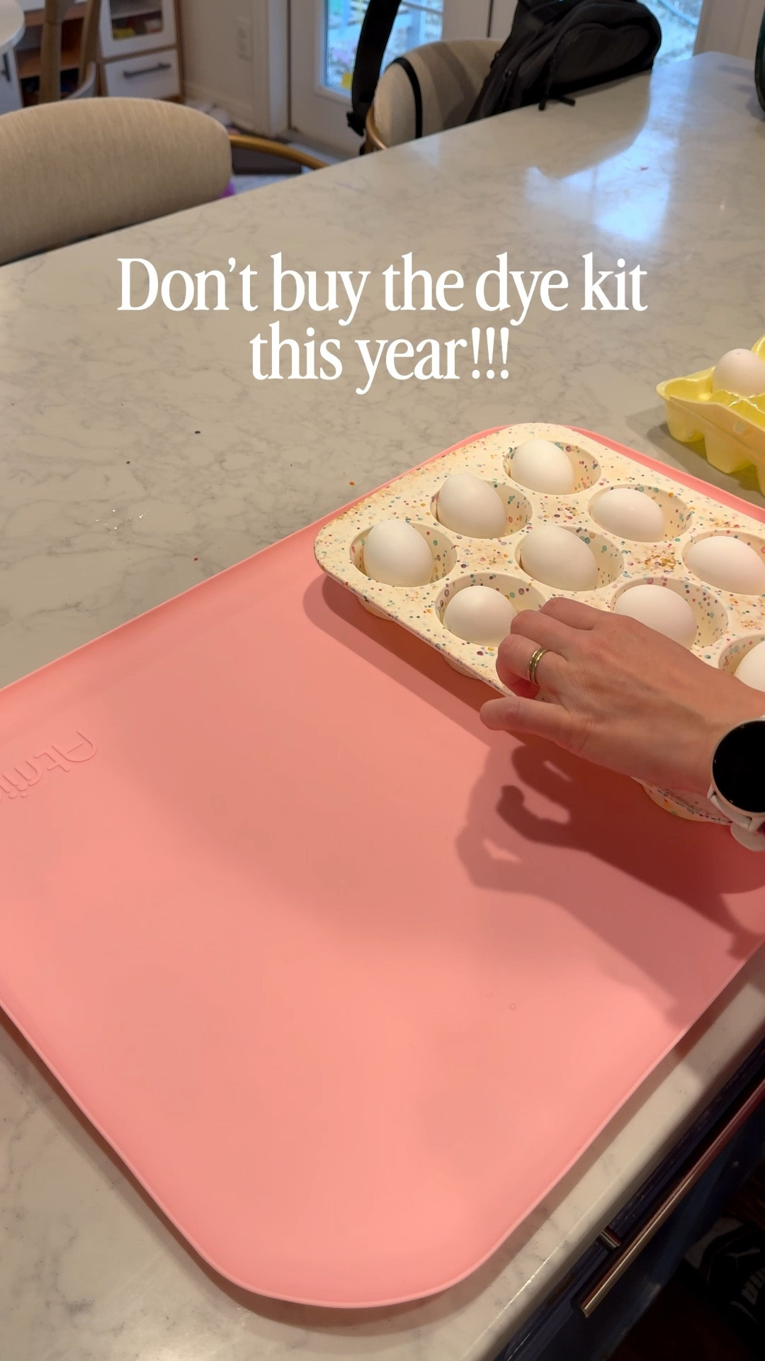 🐣Baking Soda Easter Eggs🐣

Recipe:
🥚 1-2 TBSP baking soda
🎨 food coloring (gel works best for a vibrant color)
💧 splash of water (mix to a thick paste)
💦 white vinegar

Mix together water, baking soda, and gel food coloring into a paste.

Let kids paint paste onto hard boiled eggs.

Use a dropper to coat the eggs in vinegar and watch them fizz away leaving beautifully dyed eggs!

#LTKBaby #LTKmomlife #LTKKids