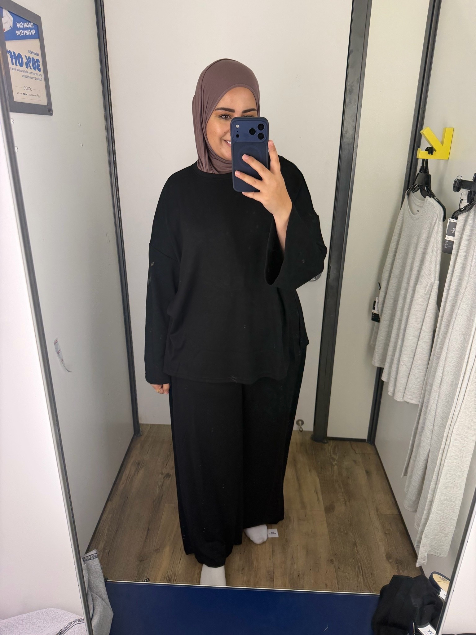 I love this matching set so much that i got it in 3 colors! Pants run big tho
I am wearing size XL in top and size M in pants!

#LTKmomlife #LTKootd #LTKWorkwear