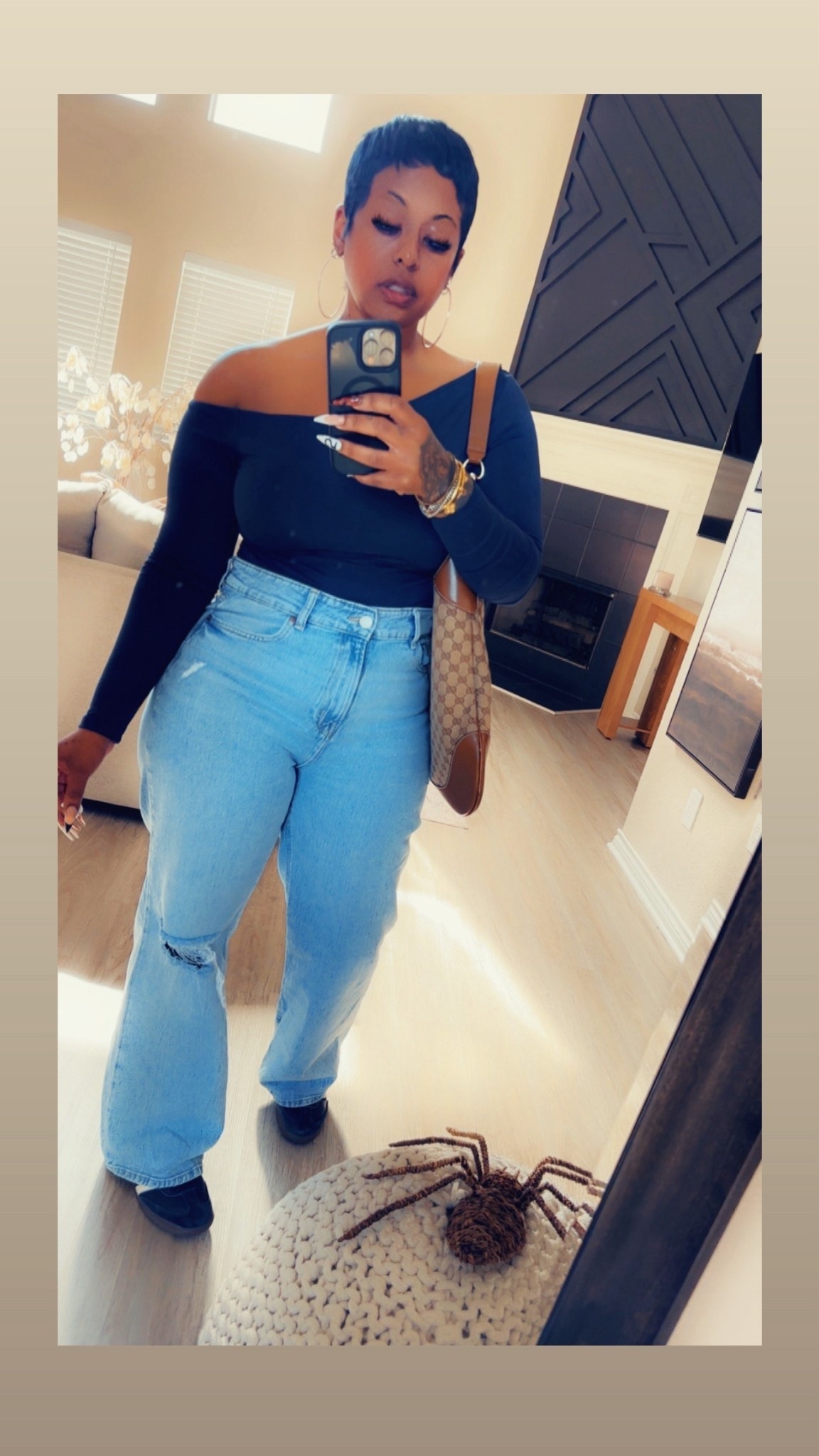 Shoulder Out!! 
Top:Med
Pants:10
Shoe: 7M

#LTKPetite #LTKShoeCrush #LTKOver40