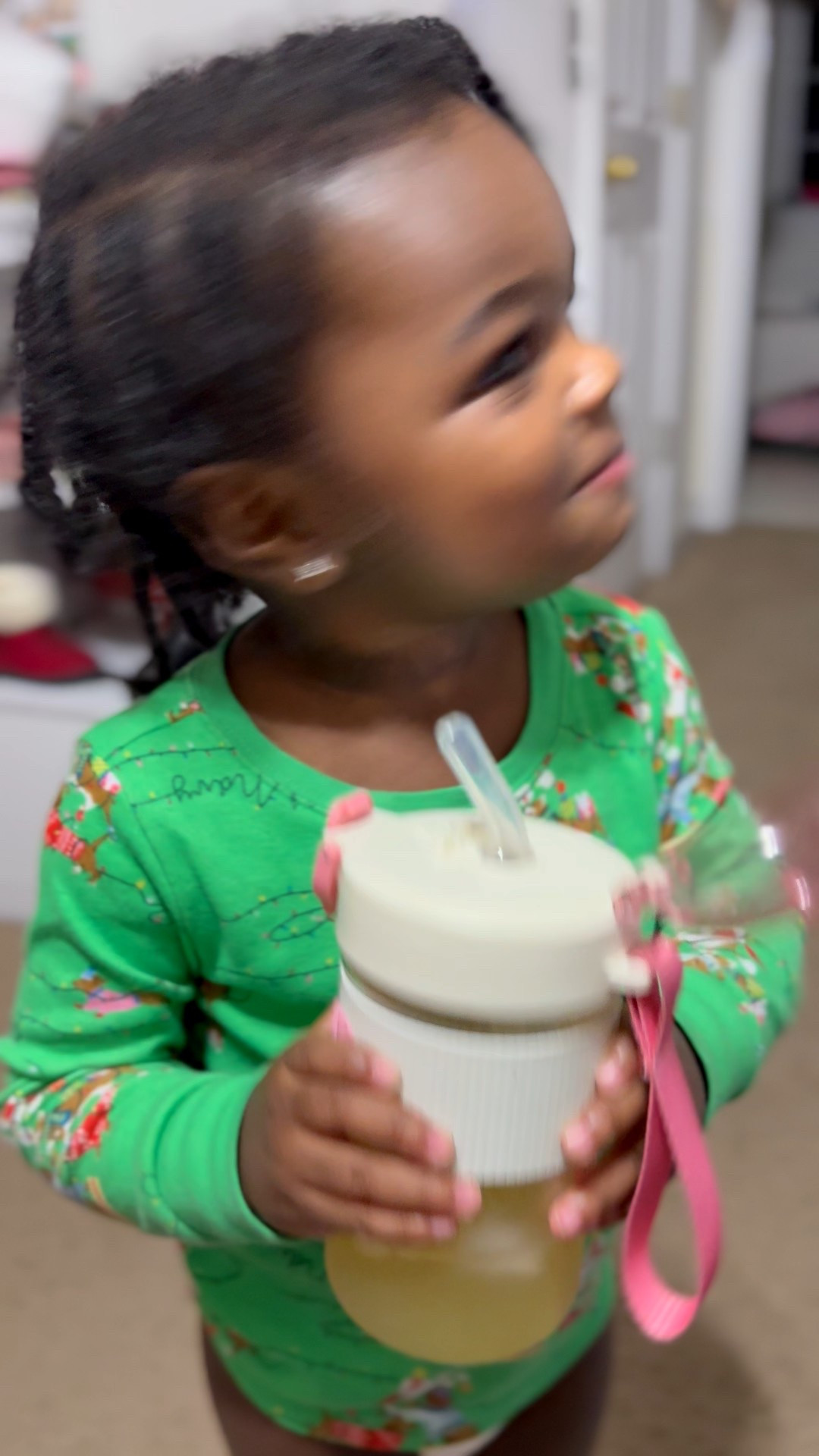 The cutest sippy cups for toddlers 🧸🥤
Easy to hold, spill-friendly, and actually cute enough to bring everywhere — perfect for home, errands, and on-the-go days.
I linked all our favorite toddler-approved sippy cups on LTK so you can find the perfect one for your little.

#toddleressentials #sippycups #toddlerfavorites #momapproved #kidsmusthaves #parentlife #LTKkids #LTKfinds #LTKsale #shoppingfavorites #onlineshopping #ShoppingWithPriiincesss #Atlantamom #AtlantaCreator #Atlantacontentcreators

#LTKBaby #LTKmomlife #LTKKids