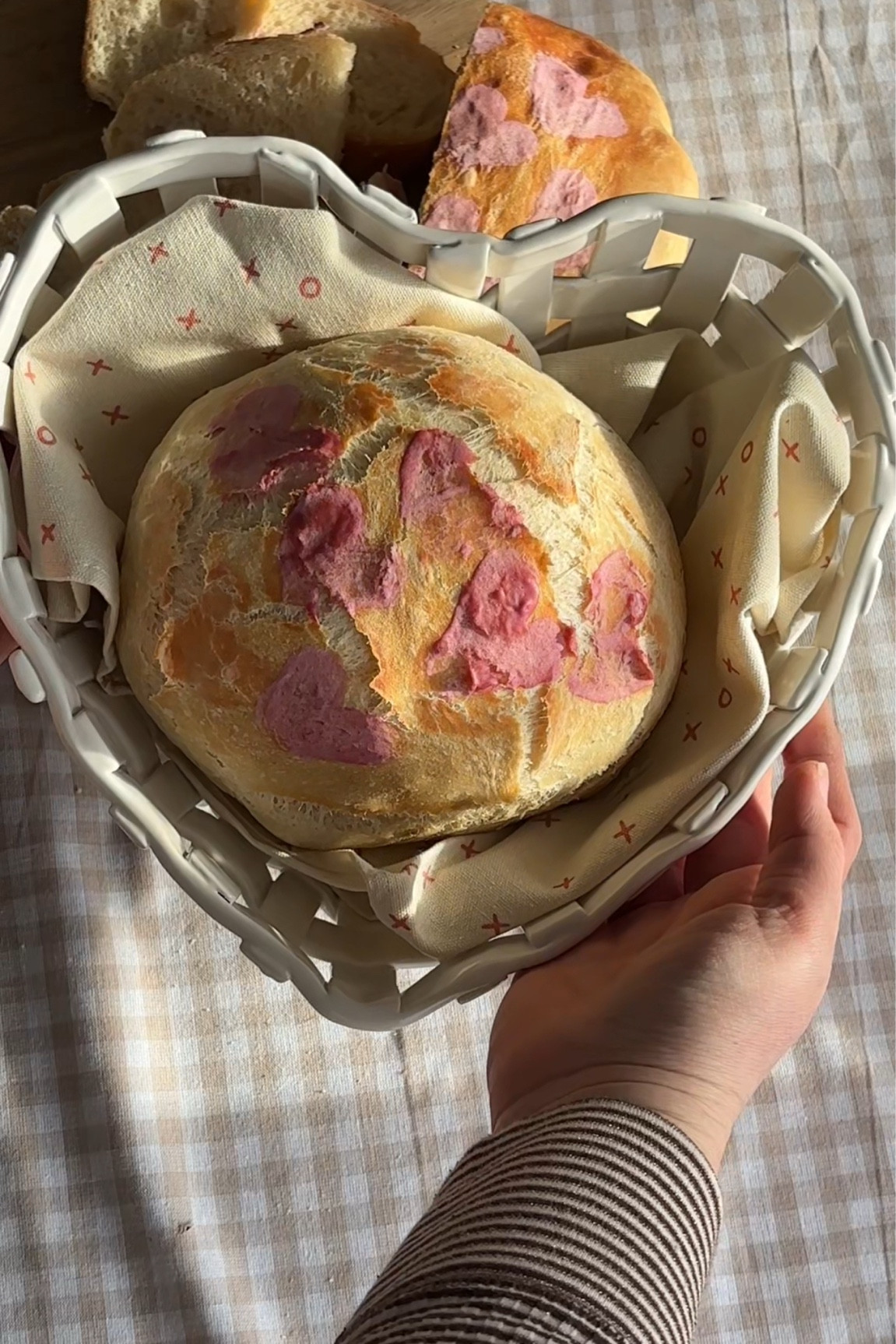 The perfect Valentine’s Day gift for yourself or for a loved one! This White Ceramic Heart Bread Basket from Demdaco is the perfect way to say I love you 💘💞💕

#LTKFindsUnder100 #LTKFindsUnder50 #LTKGiftGuide