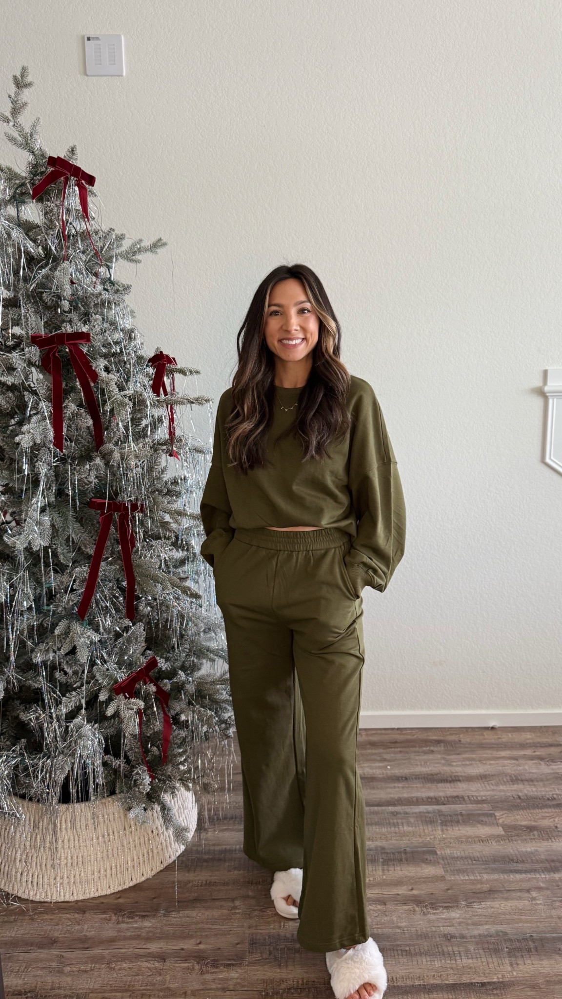 My favorite amazing 2-Piece set. It’s stretchy, smooth and slightly cooling. Perfect for on the go

#LTKfitnessgoals #LTKSeasonal #LTKFindsUnder50