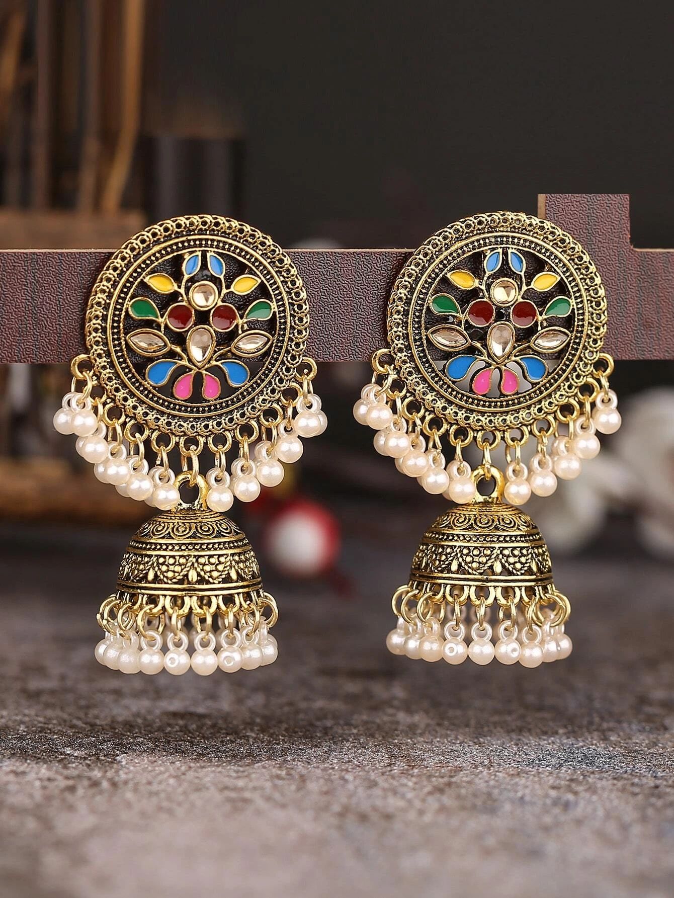 EMERY ROSE Faux Pearl Decor Jhumka Earrings | SHEIN