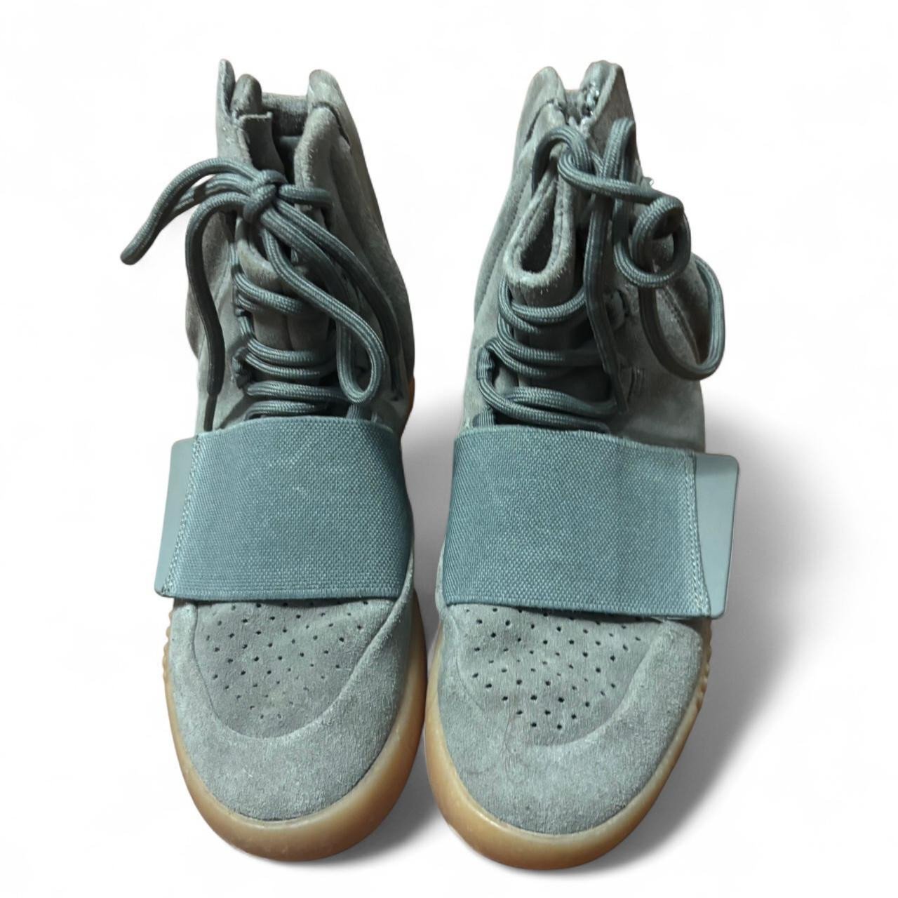 Yeezy Men's Sneakers - Grey - US 7 | Depop US