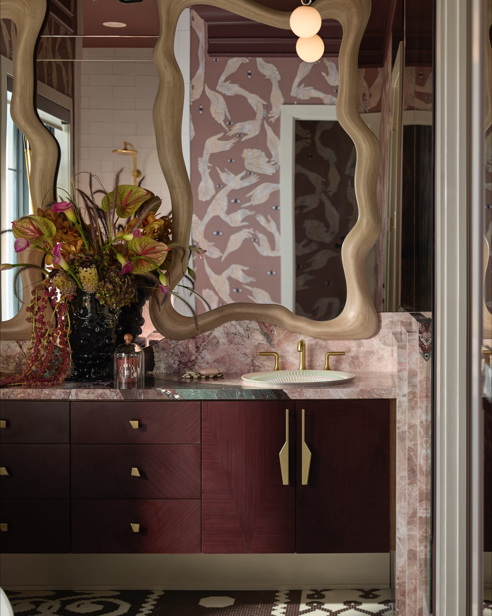 A statement at the center of it all. The @kohler Pearlized sink brings an art-driven glow and ever-shifting depth to this project’s primary bathroom. Complete your space with these statement kohler pieces! 

#LTKHome