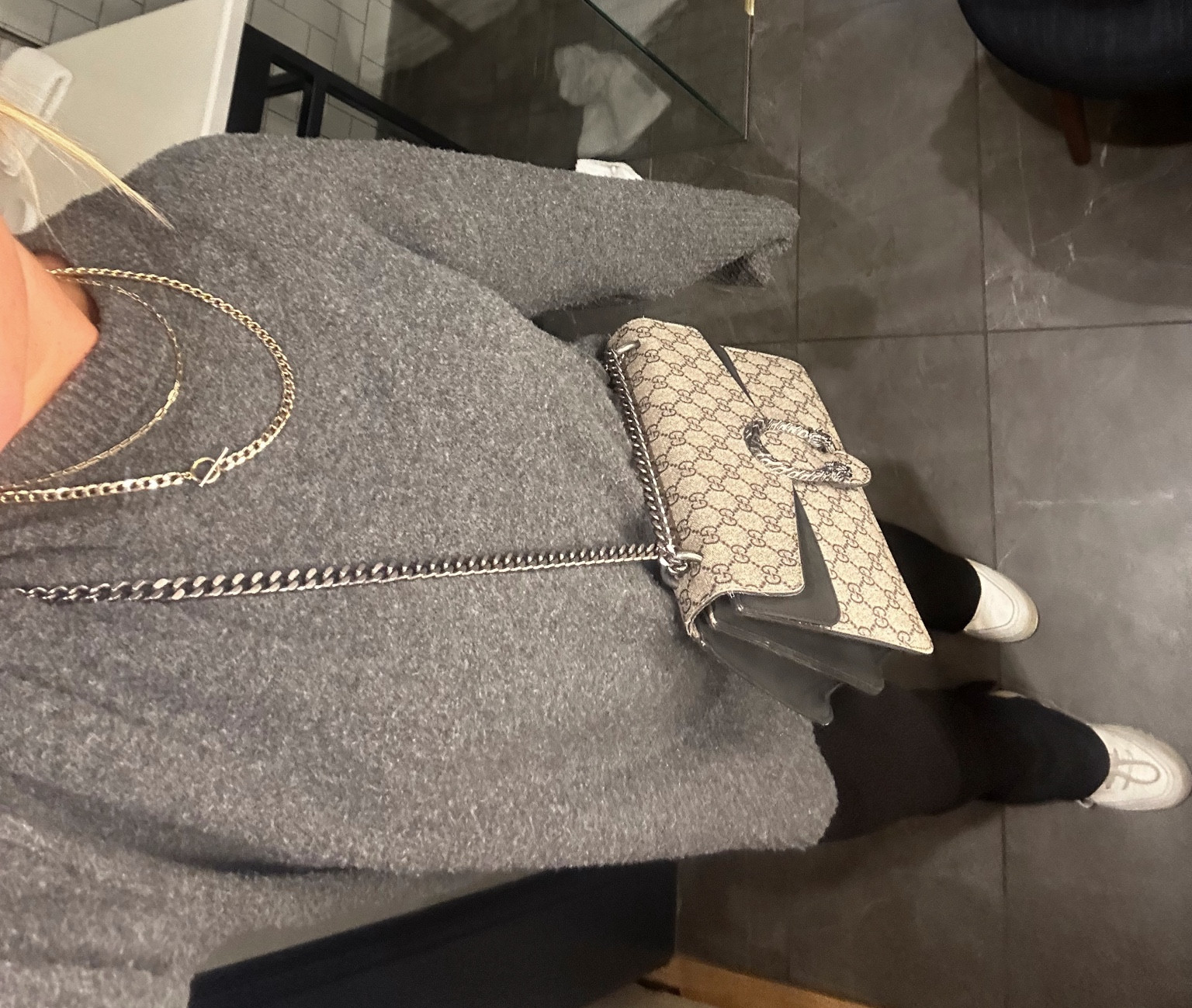 Comfy brunch outfit! 