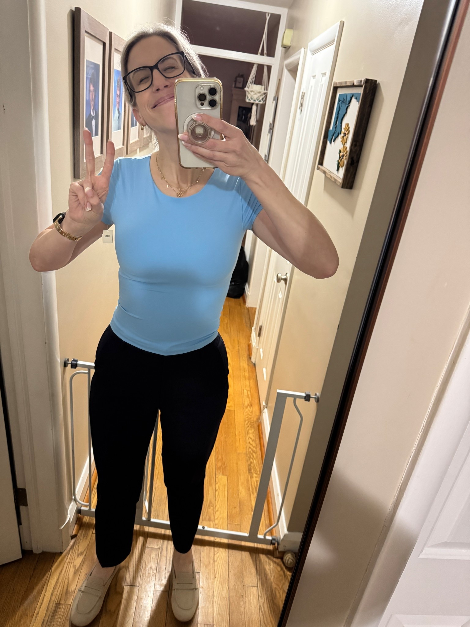 When your bestie takes a day off, goes shopping, and brings you back a shirt she knows you’ll love… you have to share it 💛

Butter-soft, perfectly fitted, and seriously versatile with a built-in bra 🙌

Dress it up for business casual or keep it comfy for a workout — this one really does it all ✨

#LTKActive #LTKWorkwear