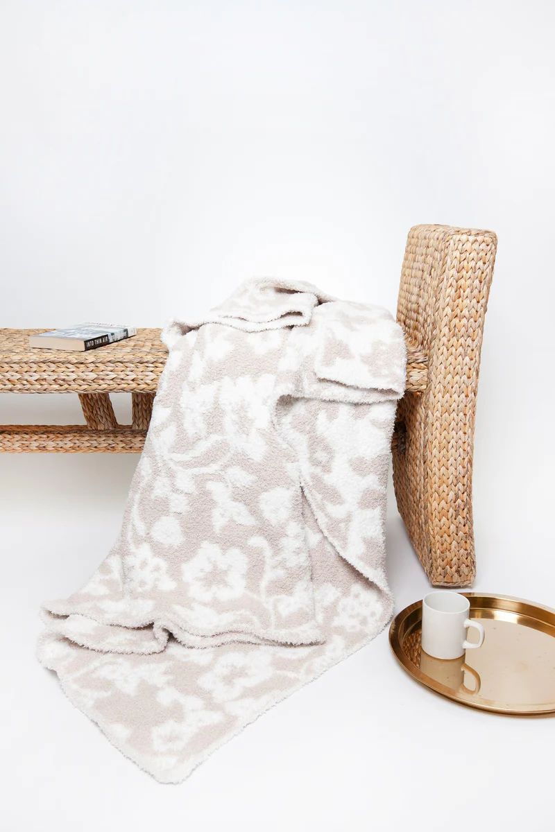 Blushing Beige & White Vintage Floral Print Extended Throw | Sunset Snuggles