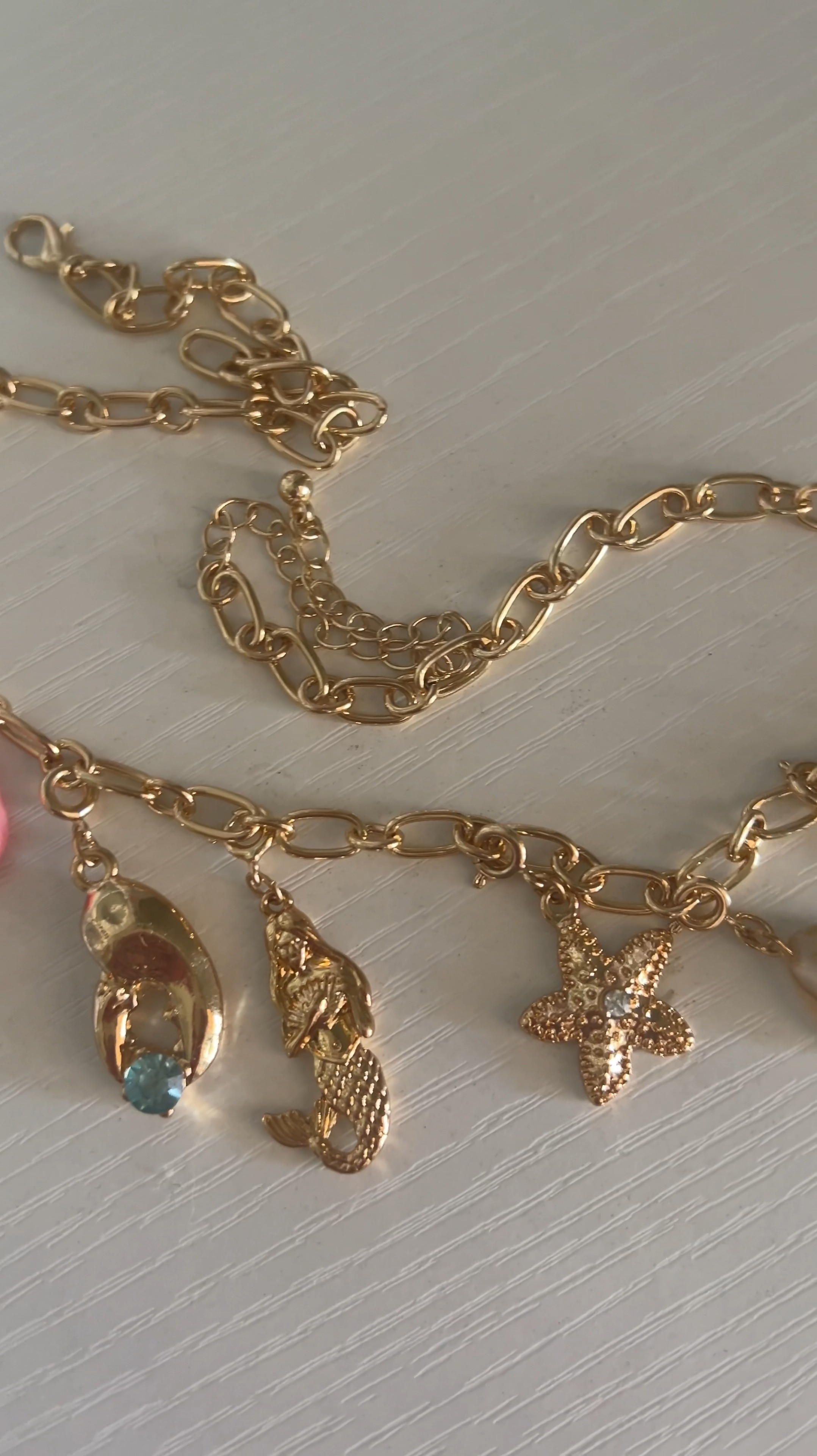 Some of my favorite Amazon jewelry pieces up close✨

Scroll down to shop!

#amazonprimeday #jewelry #affordablejewelry

#LTKStyleTip #LTKSaleAlert #LTKVideo