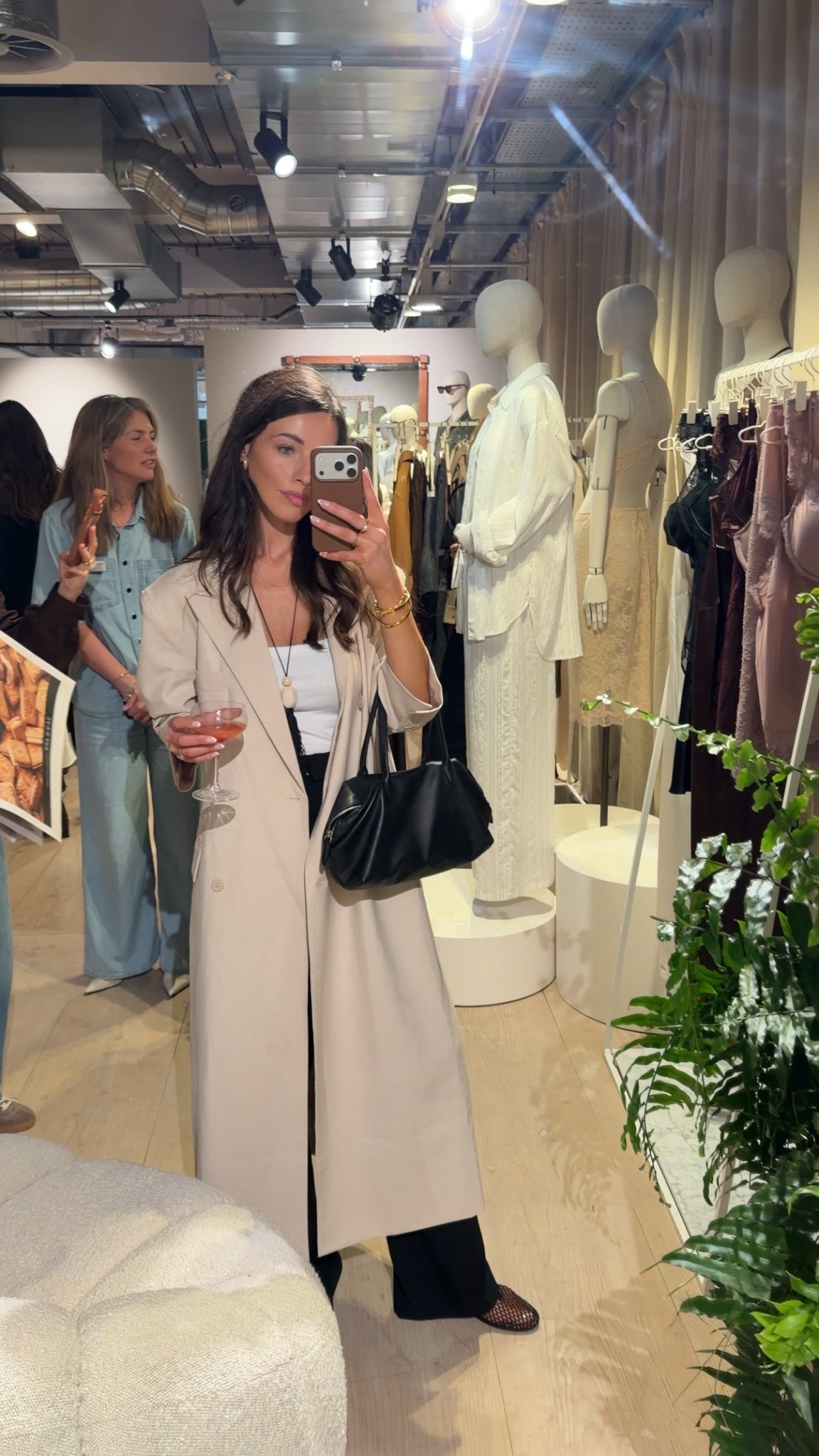 Similar coat linked. 🌾