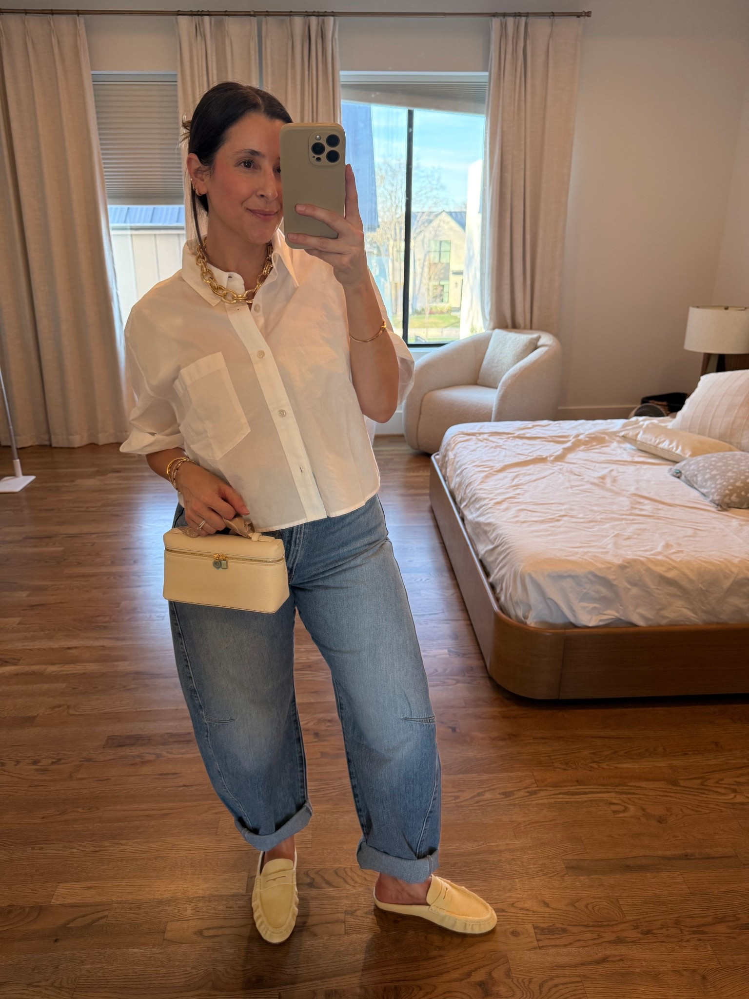 My favorite barrel leg jeans are on huge sale!! New washes added too! They have adjustable waist as well! 

#LTKootd #LTKSaleAlert #LTKPetite