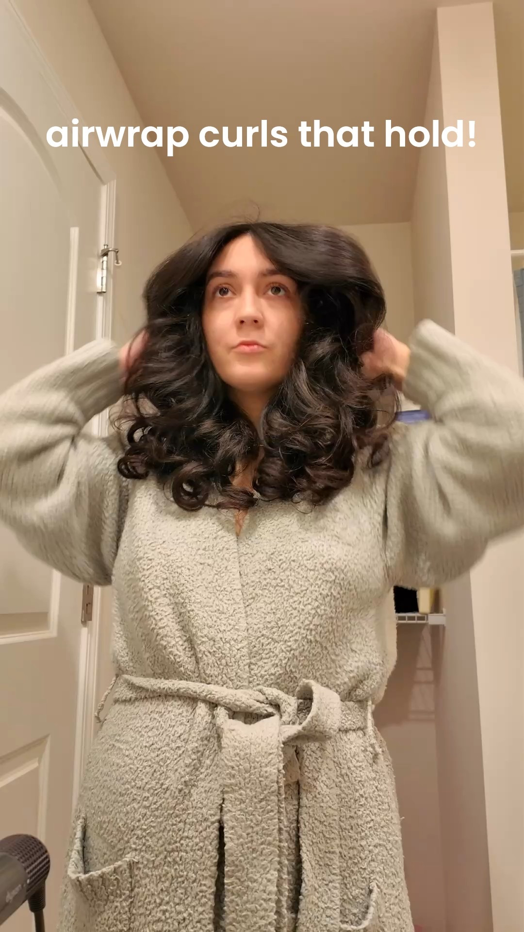 If your dyson curls fall out, try setting your curls in clips!


#LTKBeauty #LTKdayinmylife