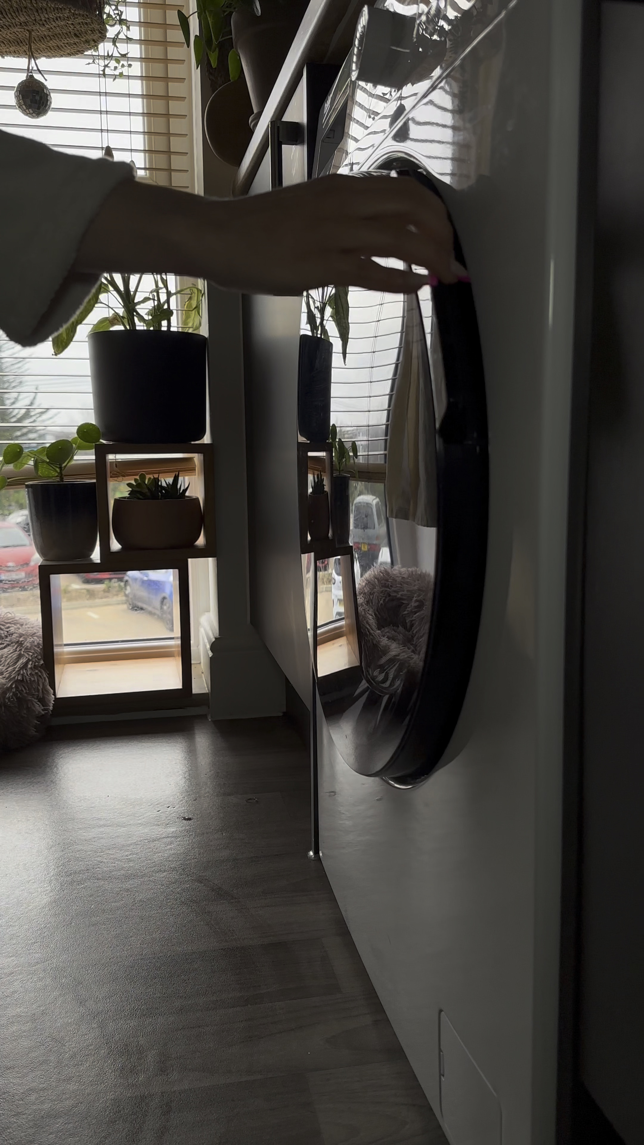 POV: it’s laundry day 🧺🫧

 #laundry #laundryday #asmr #laundrytok #cleanwithme #resetroutine #cleaningmotivation #satisfying #apartmenttherapy 

#LTKVideo #LTKhome