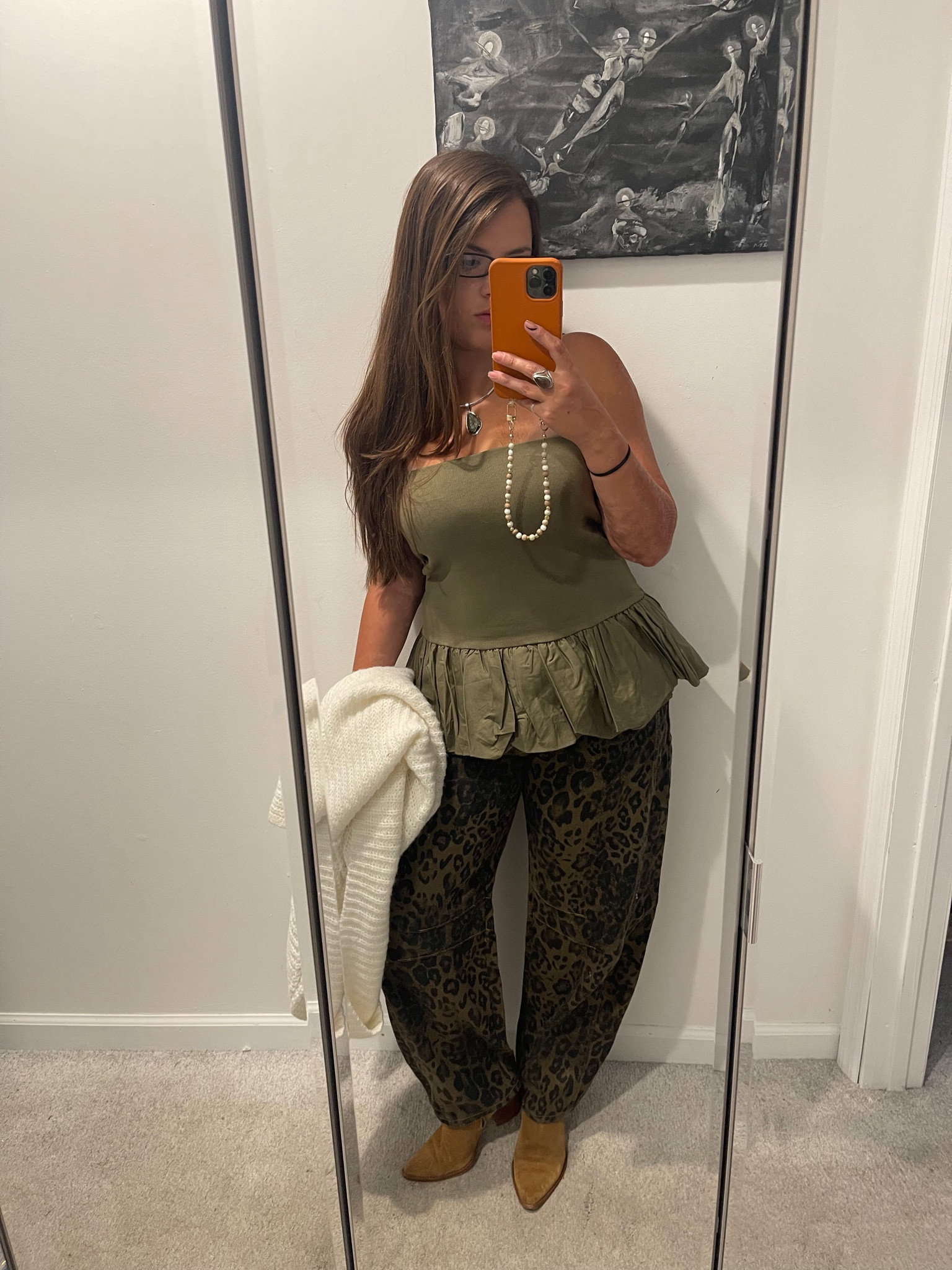 Simple, trendy OOTD
Excited for Fall, ya’ll 🤎

Top is Zara but sold out, so linked similiar!
Pants are linked. Size down! Wearing a medium but would prefer a small due to waist size! #LTKFallSale 

#LTKSeasonal #LTKStyleTip