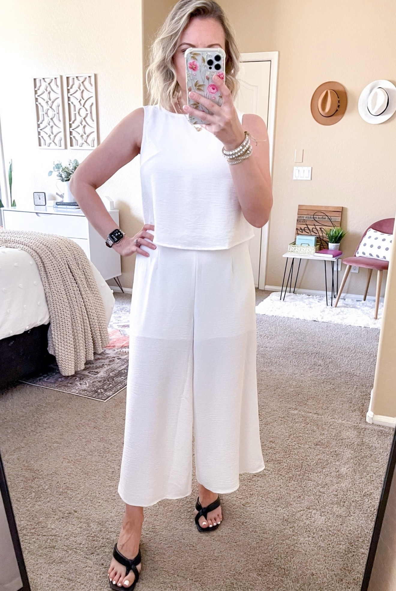 This is a great 2 piece set for the summer. I'm wearing an Xs, fits tts. 





White 2 piece set
White summer outfit
Amazon Fashion
Amazon finds
Amazon outfit
Cropped wide leg pants
#amazonfashion

#LTKSeasonal #LTKFindsUnder50 #LTKParties #LTKSummerEdit