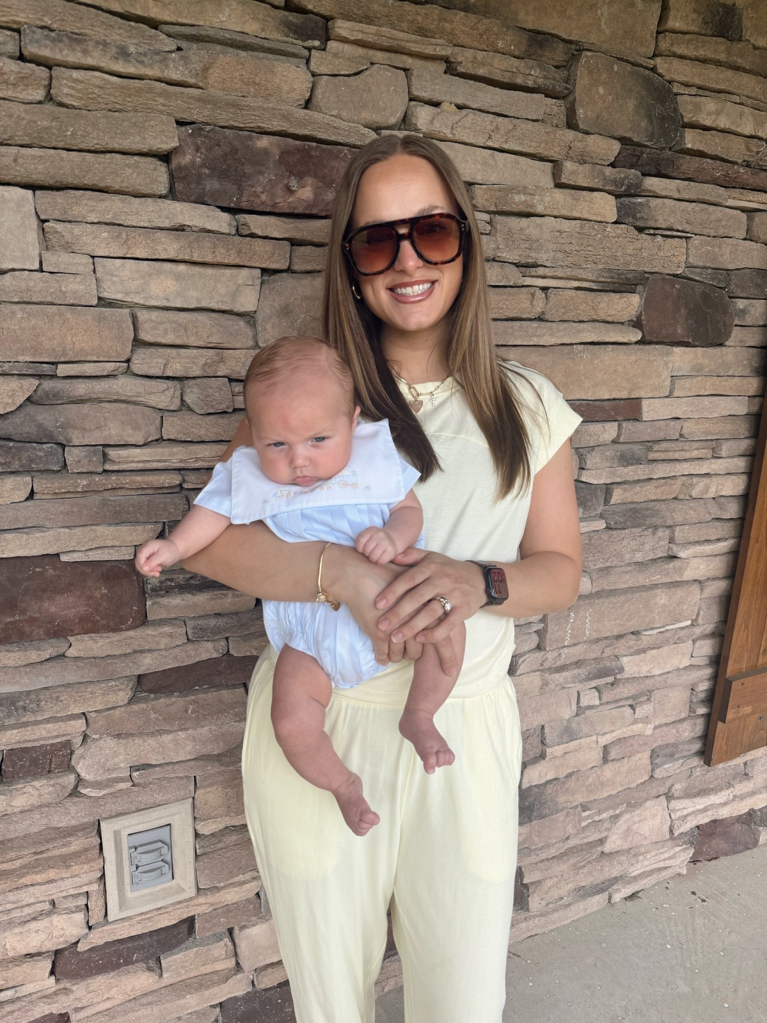 💛💛💛

#LTKMothersDay #LTKootd #LTKmomlife