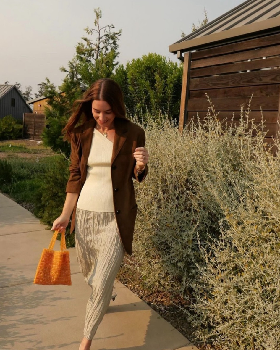 Cooler temps meant a chance to wear this suede blazer!