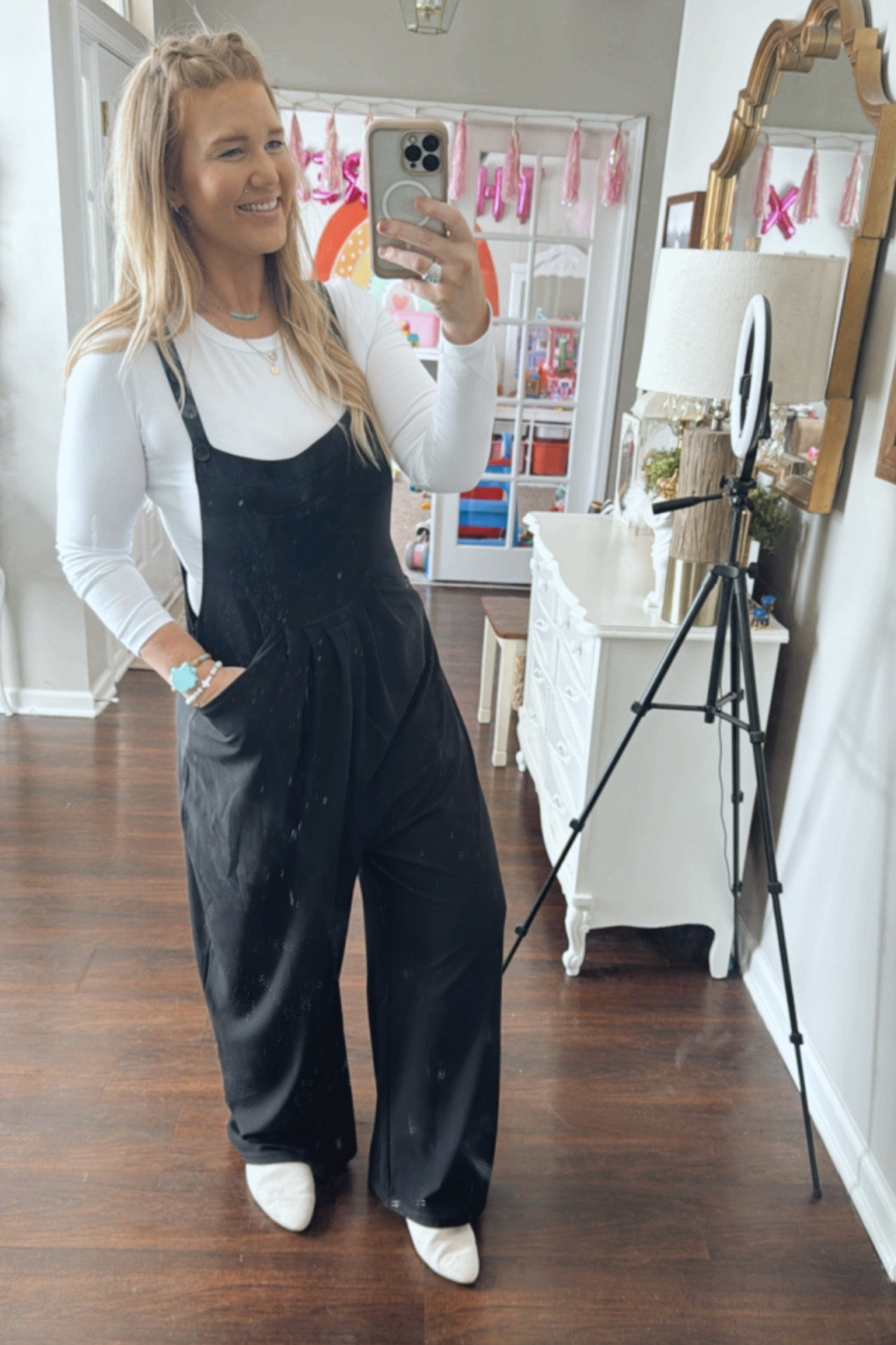 Body suit: large 
Halara overalls: large


#LTKsalealert #LTKmidsize #LTKstyletip