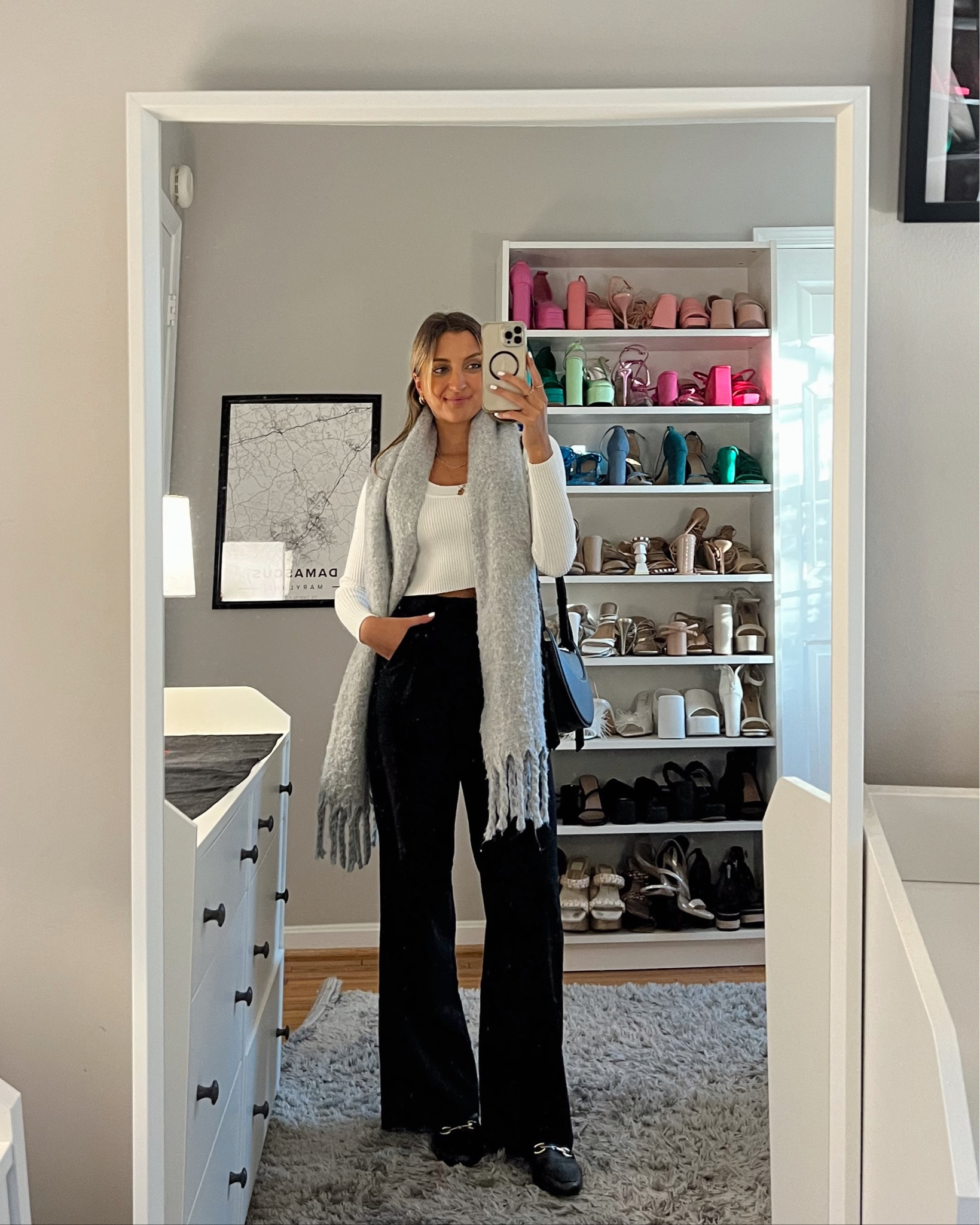 Winter business casual outfit idea. Sweater is size XS trousers are 000 short from Hollister 