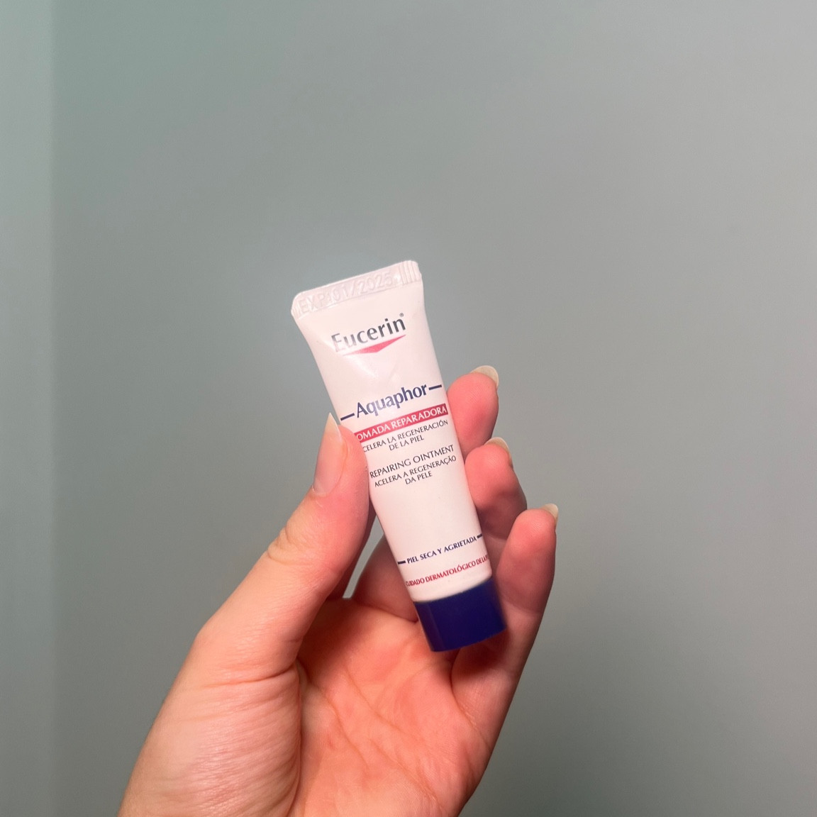 Mini aquaphor que amo carregar na bolsa para hidratar os lábios ✨

#LTKstyletip #LTKbrasil #LTKbeauty