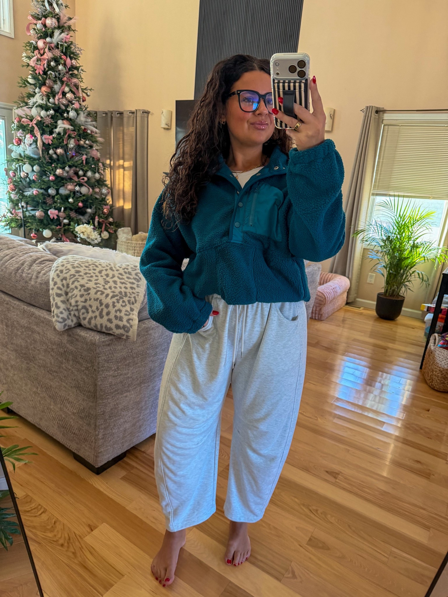 I’m wearing a size large in everything. The jacket comes in 8 different color options & is currently on sale! 🙌🏼

#amazon

#LTKootd #LTKActive #LTKSaleAlert