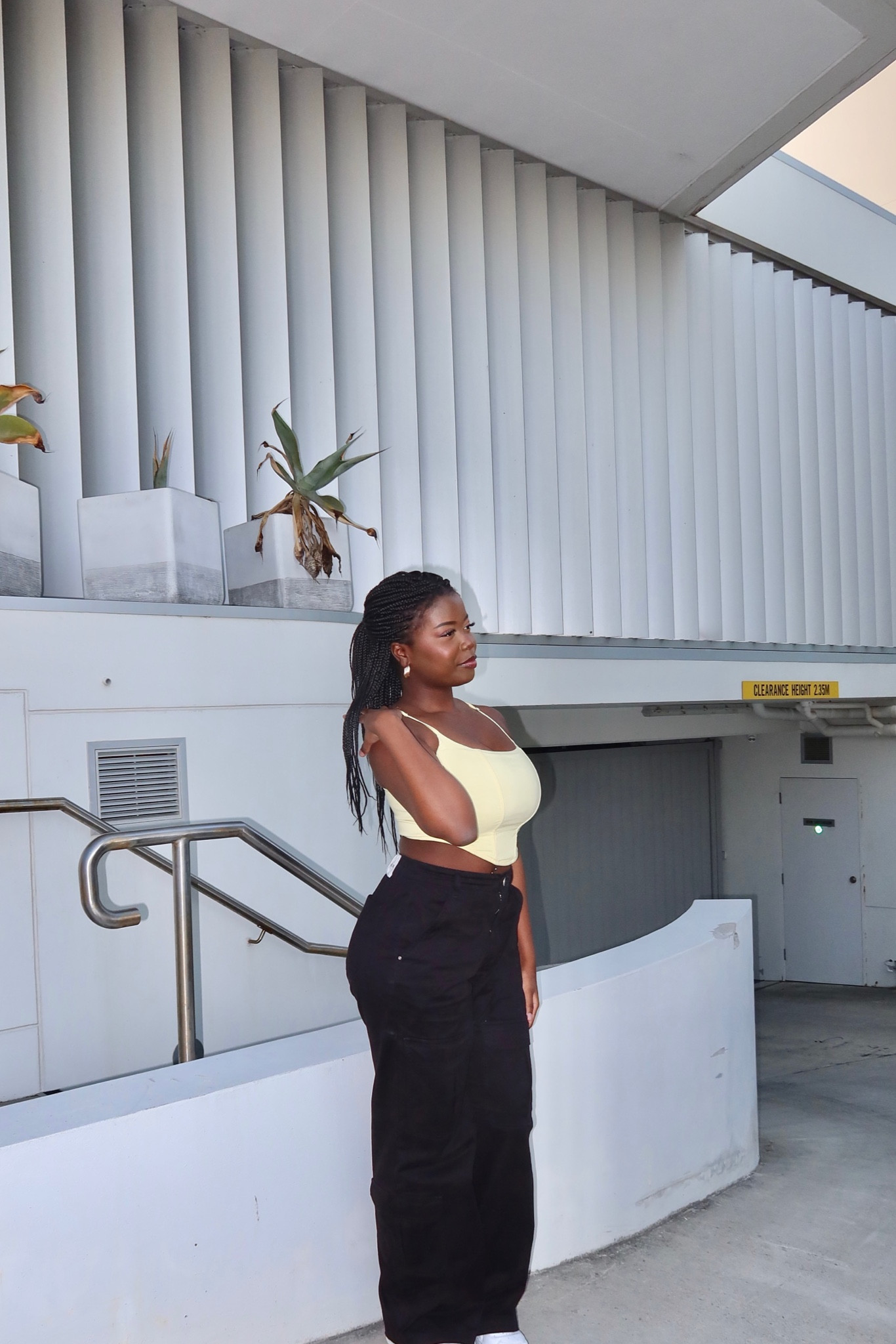 Black Cargo Pants | Crew Pants 

#LTKaustralia #LTKfindsunder100 #LTKstyletip