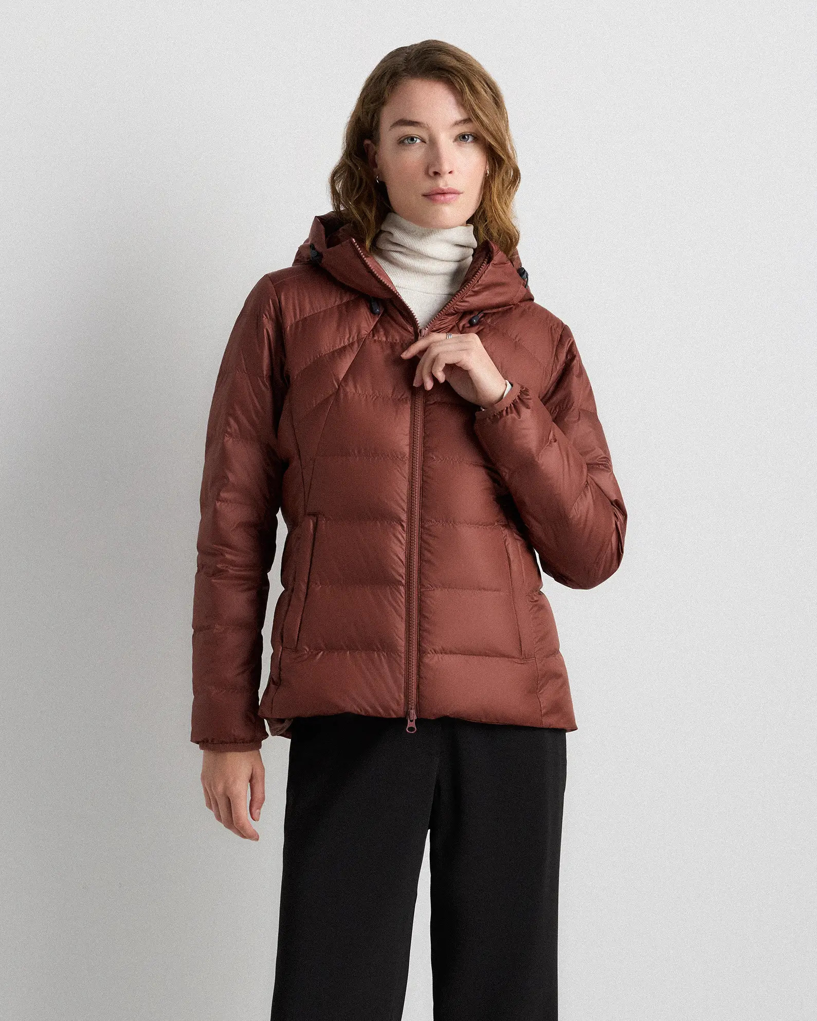 Lightweight Down Packable Puffer Hooded Jacket | Quince