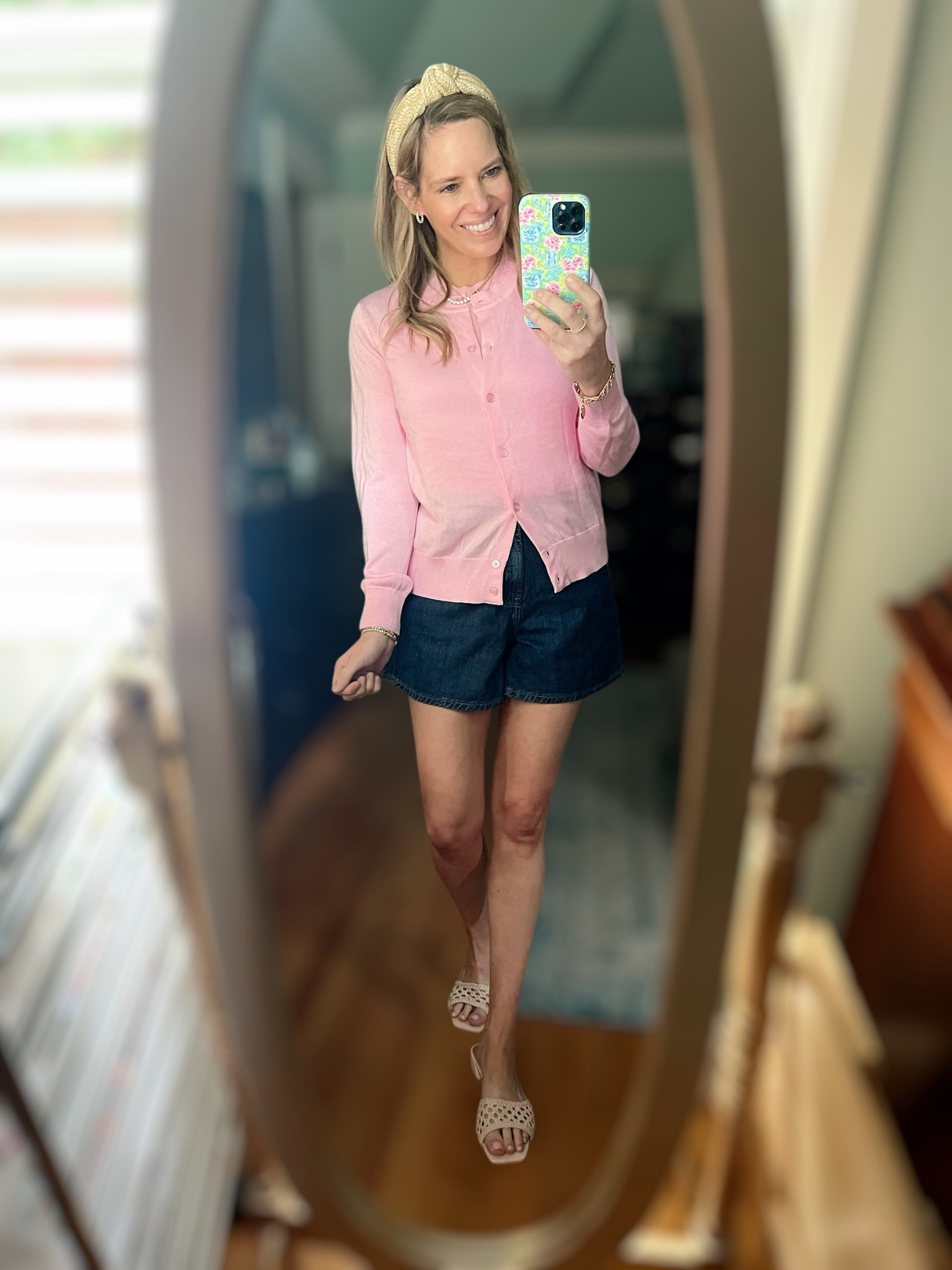 Use code ASHLEYBA for 10% off my Melinda Maria jewelry! ✨
Sweet, simple, and perfectly preppy! This light pink cardigan is giving coastal granddaughter energy and is the perfect lightweight layer for spring and summer. I styled it buttoned-up and tucked slightly into these high-rise dark denim shorts for a tailored yet effortless look. Finished it with woven sandals, a raffia headband, and dainty gold jewelry!

Sizing:
	•	Cardigan: Wearing size XS – relaxed fit
	•	Shorts: Sized up to 26 for a loose, comfy fit (5” inseam)
	•	Shoes & accessories: TTS

Style tip: Try unbuttoning the cardigan over a tank or dress for a breezy second look!

Shop the look:
	•	Light pink cardigan
	•	High-rise dark denim shorts (Amazon find!)
	•	Woven slide sandals
	•	Raffia headband
	•	Melinda Maria jewelry – code ASHLEYBA for 10% off

#MelindaMariaJewelry #MyMMloveletter #CoastalPreppy #PinkCardigan #AmazonStyleFinds #LTKSpringLook #LTKUnder50 #ClassicStyleWithATwist #DenimShortsStyle #SpringWardrobeRefresh

#LTKFindsUnder50 #LTKOver40 #LTKFindsUnder100