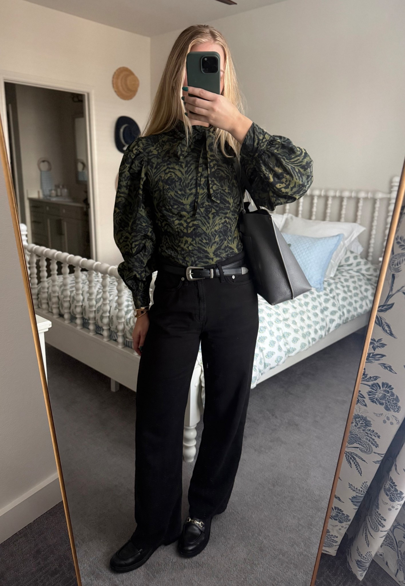 Fall Work OOTD

Thanksgiving outfit inspo
Thanksgiving look
Fall outfit
Fall style
Black belt
Silver belt
Blow the belt
Black jeans
High waisted jeans
Wide leg jeans
Rag and bone jeans
Rag & bone jeans
Black loafers
Madewell loafers
Madewell shoes
Black loafers
Women’s loafers
Work outfit
Office outfit
Office clothes
Black outfit
Dinner outfit
Winter style
Winter outfit
Revolve
Black and silver belt
Ulla Johnson Giorgia Silk Neck Tie Blouse
Rent the runway
Ulla Johnson top
Green top
Green blouse
Printed top
Printed blouse
Puff sleeve top
Tie neck top
High neck top
Fun top
Blouse
Statement top
Fall top

#LTKWorkwear #LTKootd