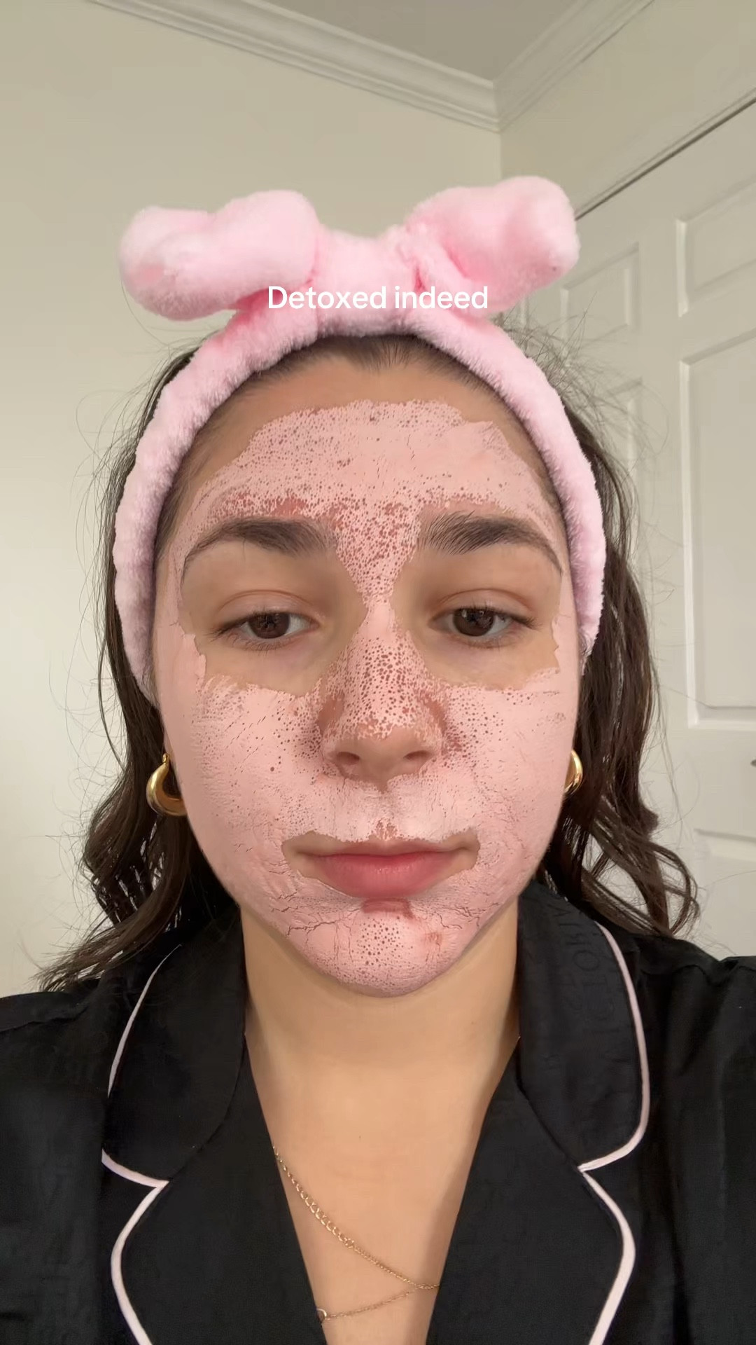 This detox mask from Caudalie is so good! 

#facemask #detox 

#LTKmorningroutine #LTKselfcare #LTKBeauty