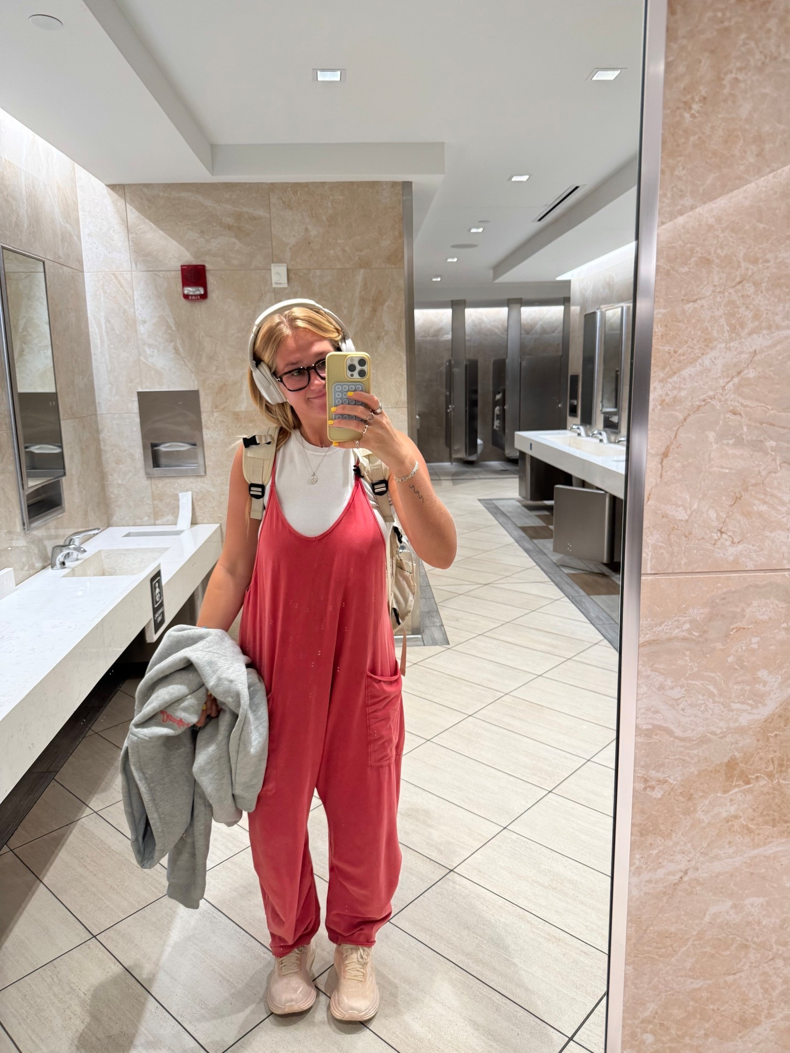 travel outfit ✈️

#LTKTravel #LTKStyleTip #LTKautumn