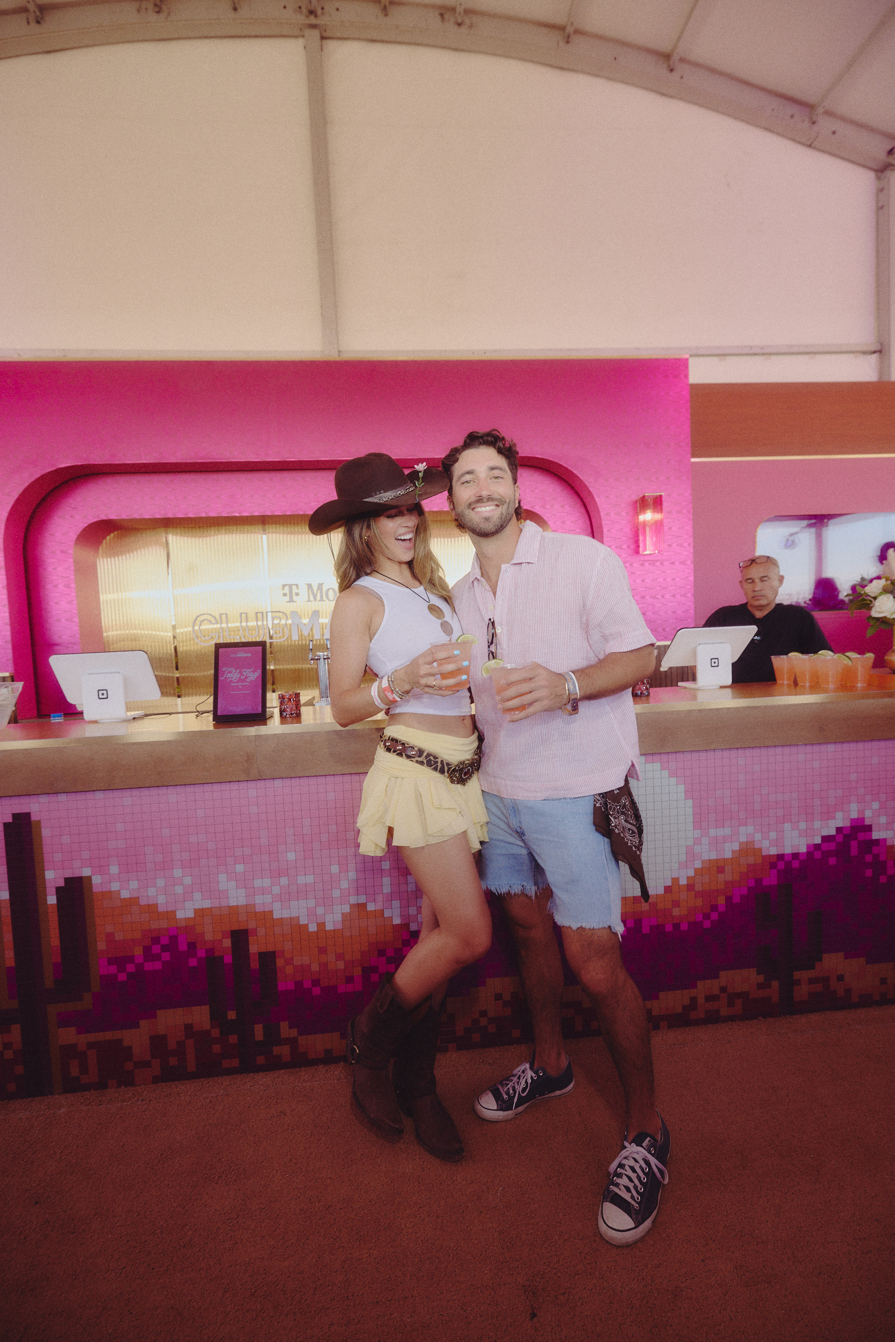 My cowboy💛 

 #LTKFestival #LTKgrwm #LTKootd