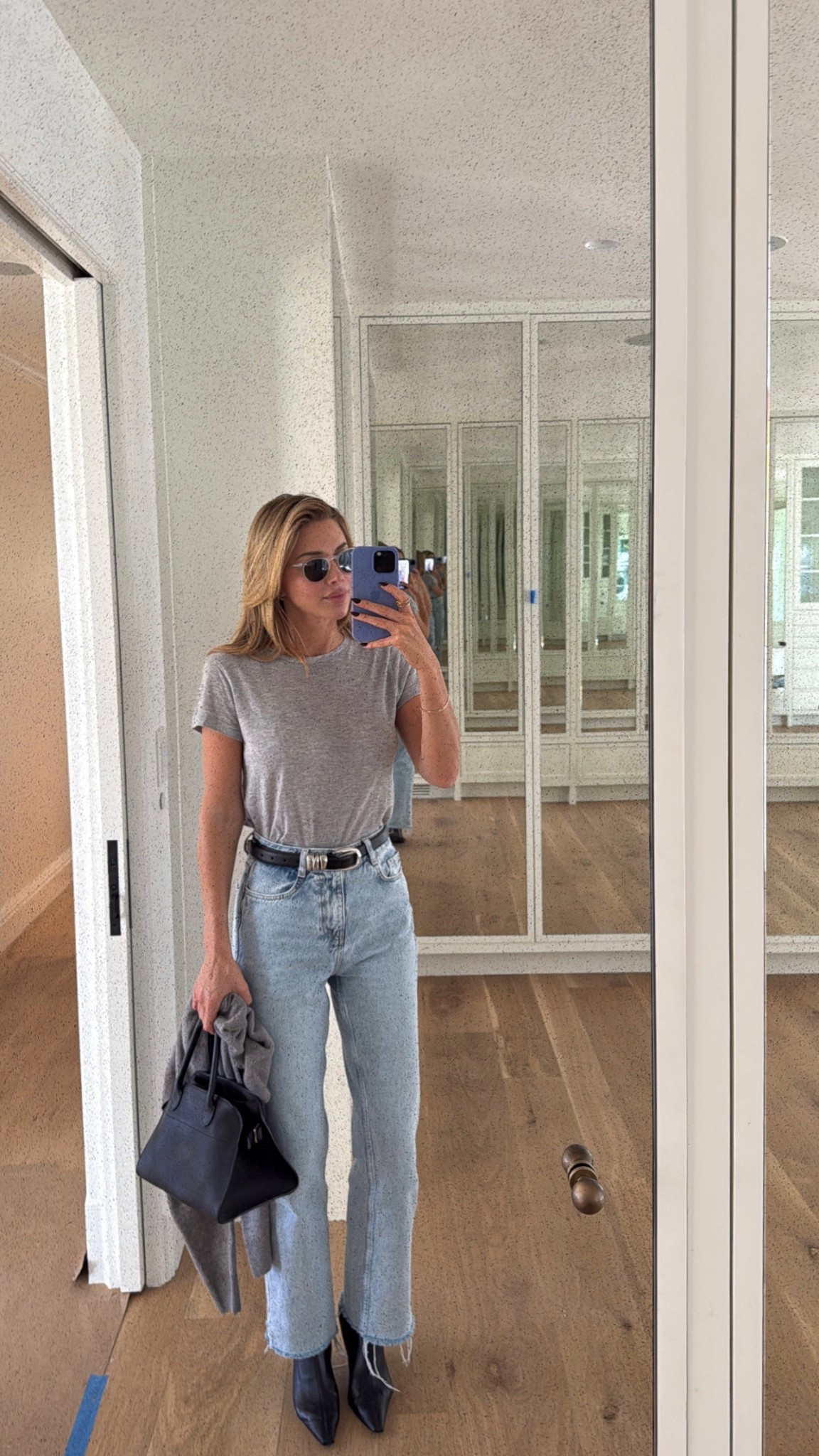Fall jeans & tshirt look 