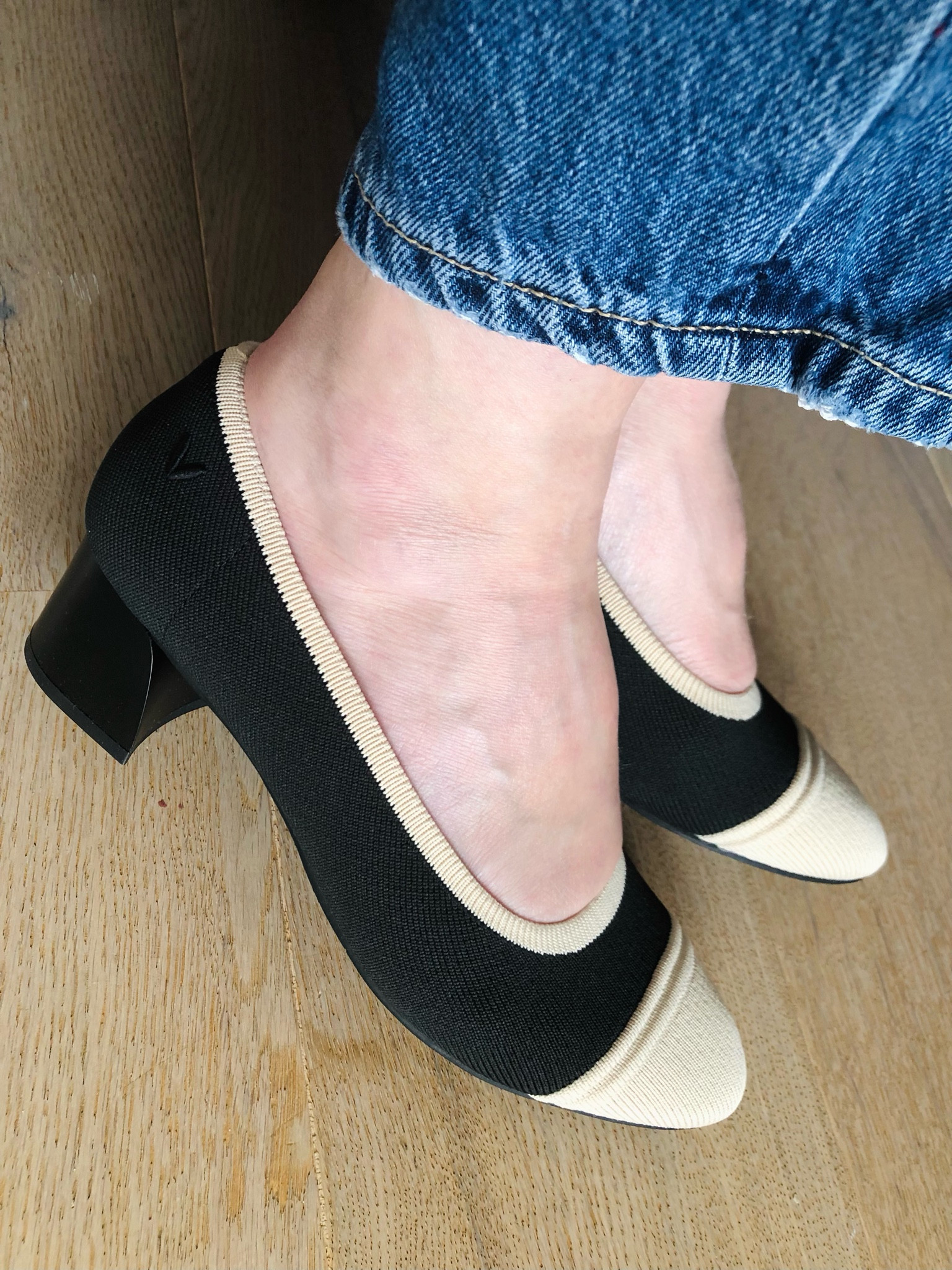 The Perfect Low Heel For Work 🤍🖤🤍

These elegant black & white cap toe heels by @Vivaia are my new wardrobe staple. I adore their monochrome look and that super CHIC retro vibe. 

Besides them looking incredibly stylish, they are comfy too. The heel is just the right hight, 4,5cm/1,77” because nobody has time for uncomfortable footwear. Actually they are named Running Heels, which is probably the best shoe news I’ve heard in a while 🥰

JULIE round-toe chunky heel feels true to size, although Vivaia recommends going a size up. I’m wearing my normal EU37/UK4/US6.5. The shoes have a smooth anti-slip rubber sole that feels solid under my feet.

These shoes are knitted from six PET bottles that were discarded in the ocean. What a clever way to repurpose material that would otherwise just float there destroying marine life ♻️

Get 10% off with my code
✨ VIVAIAJ10 ✨

Ballerina pumps, comfortable heels, block heel, shoes for office, Black & White shoes, round-toe chunky heels, old money style, elegant style, effortless chic, quiet luxury


#vivaia  #vpurpose #vivaiaonmyway 


#LTKworkwear #LTKstyletip #LTKshoecrush