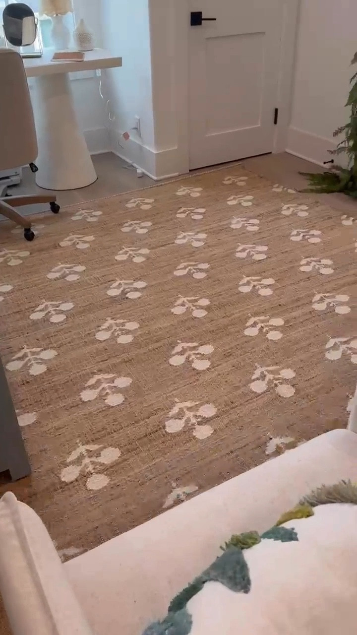 Absolutely love this area rug! Linking a few other favorites I have in my home as well! 

#LTKWatchNow #LTKHome #LTKSaleAlert