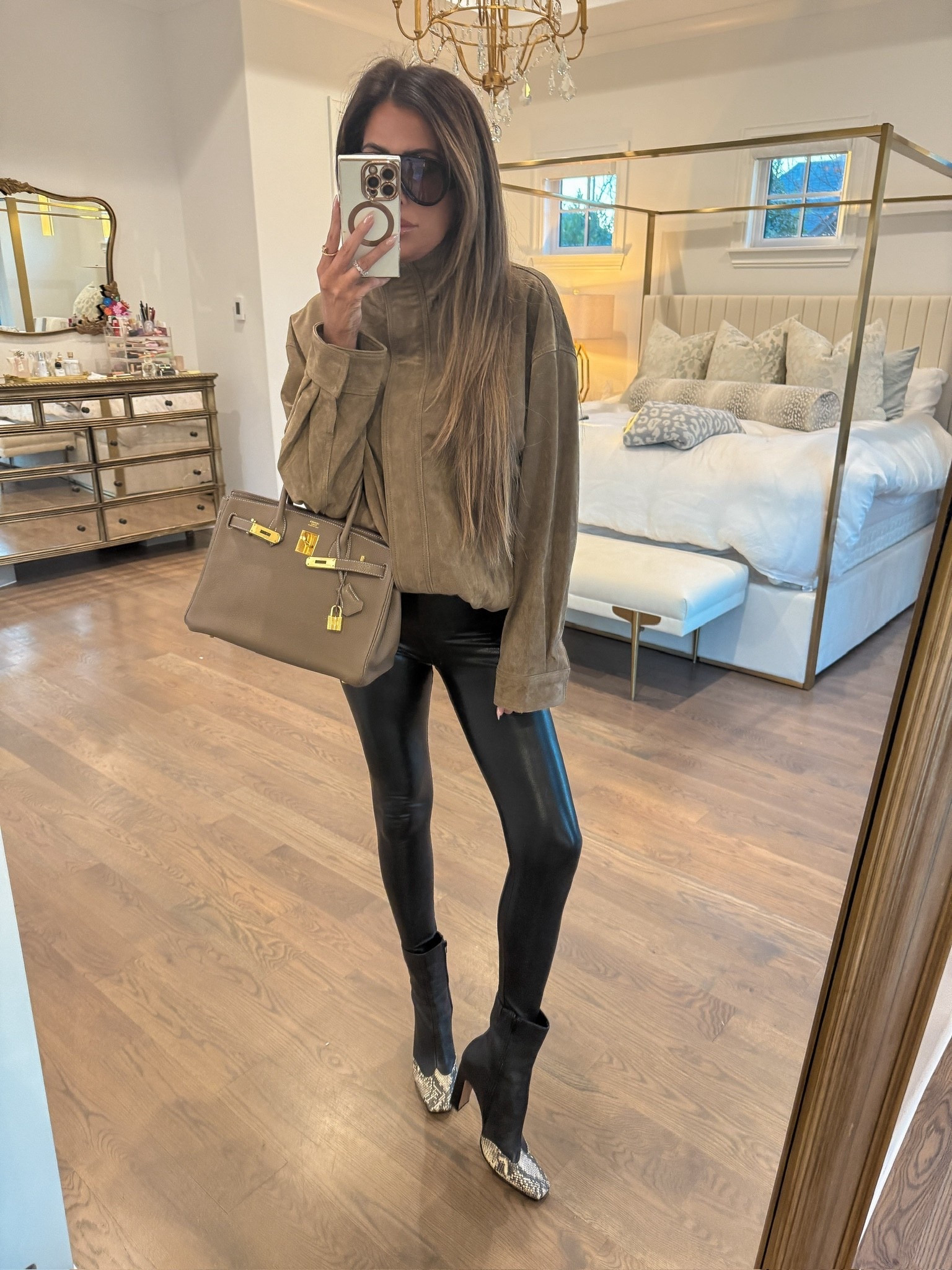 I’m wearing a size small in this jacket! It’s an identical lookalike for a Zara jacket! Also wearing the lookalike version of these booties!! 

Save or Splurge, Lookalikes, Leggings, Suede Jacket, Sweater, Jacket, Boots, Booties, Statement Coats, Emily Ann Gemma

#LTKootd #LTKHoliday #LTKSeasonal