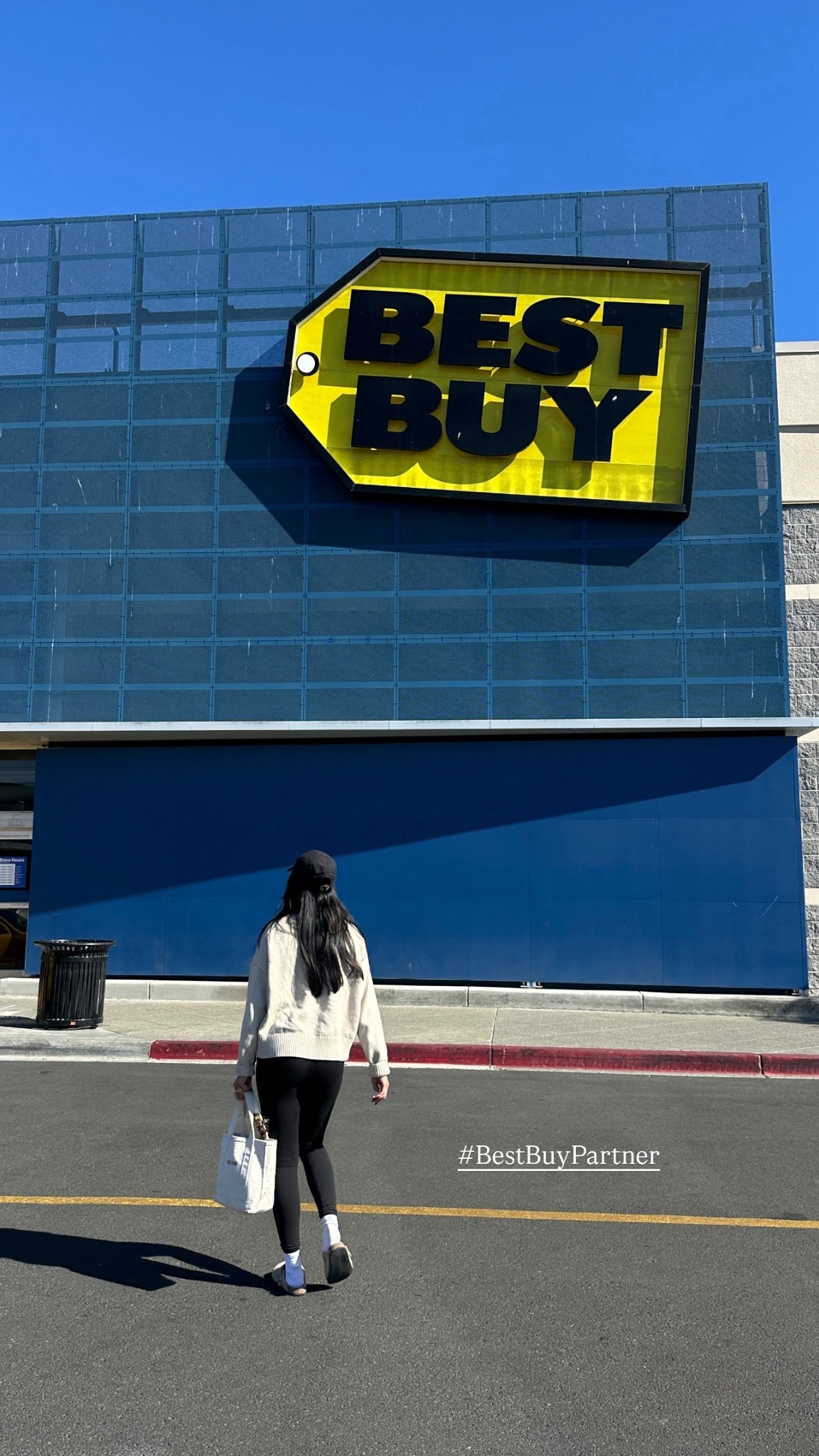 #BestBuyPartner @bestbuy has the top gifts for everyone in your life! 

#LTKHoliday #LTKGiftGuide