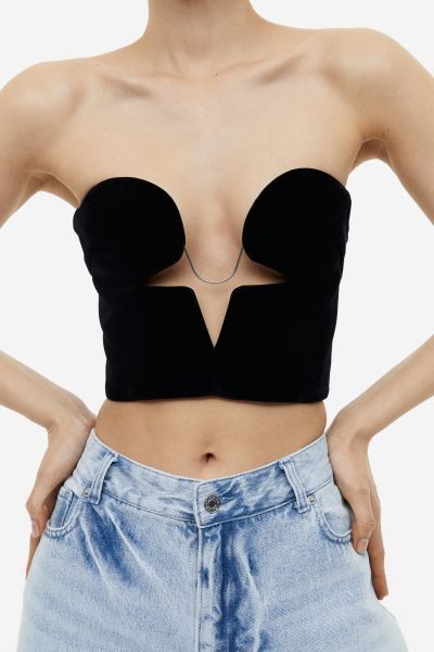 Velvet bustier | H&M (UK, MY, IN, SG, PH, TW, HK)