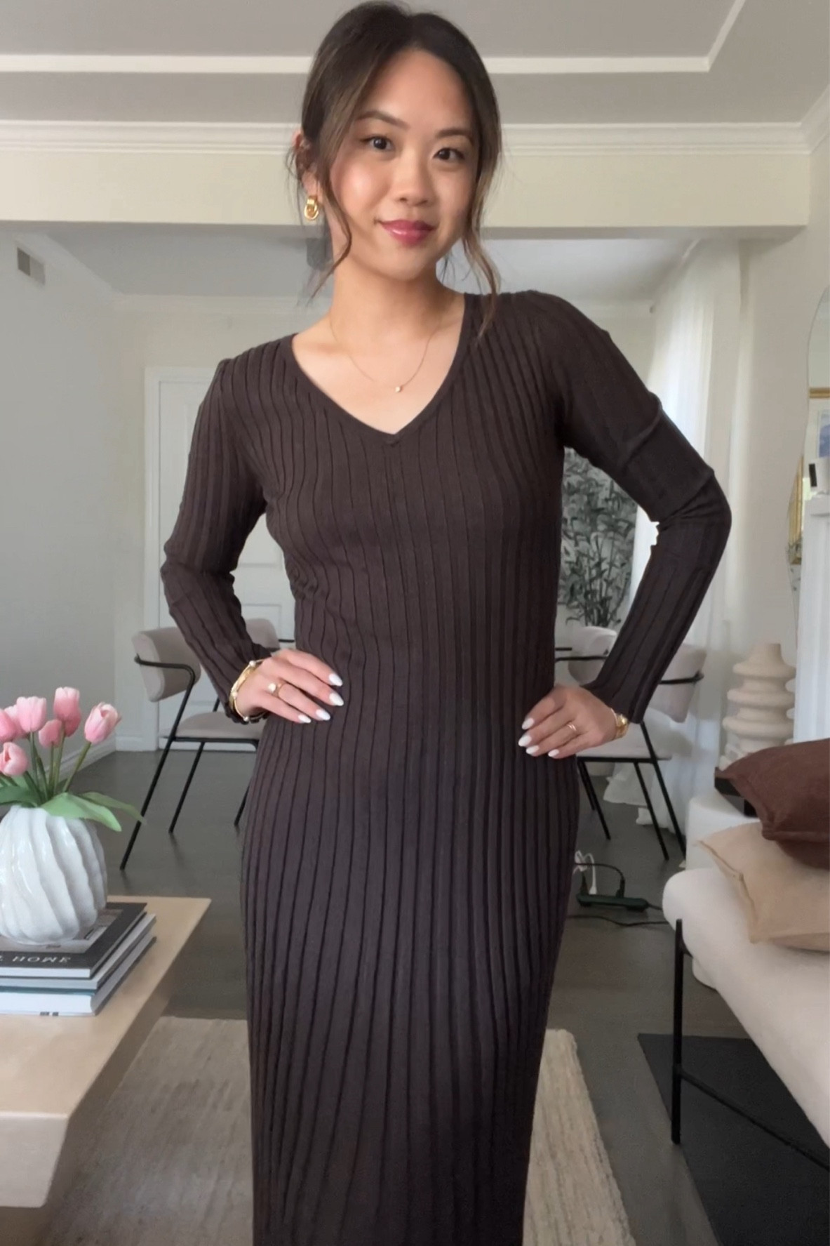 BEST RIBBED DRESS FOR FALL!! 🐻🤎

#LTKFallSale #LTKWorkwear #LTKSeasonal