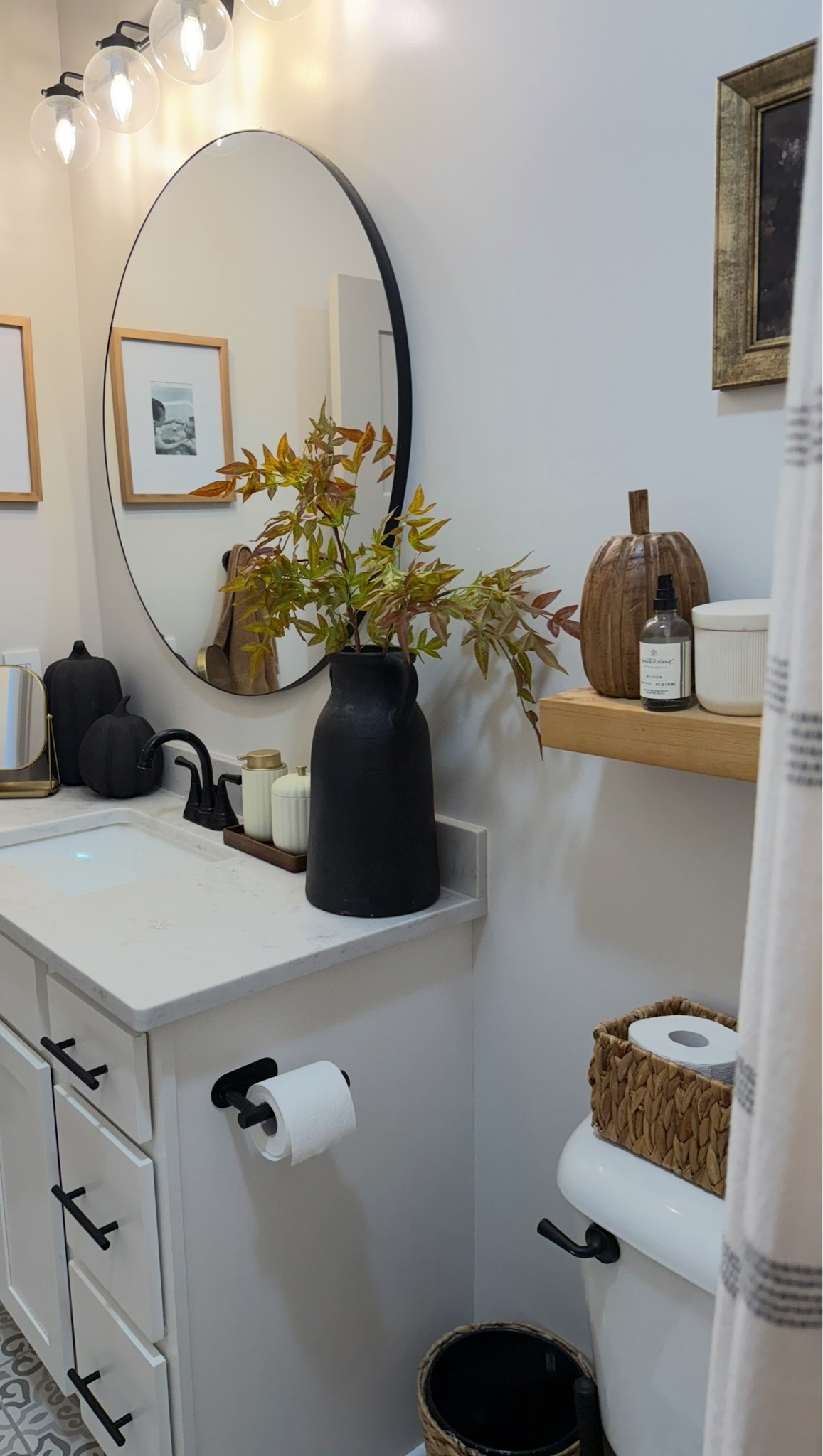 Simple fall bathroom 

 #LTKSeasonal #LTKHome