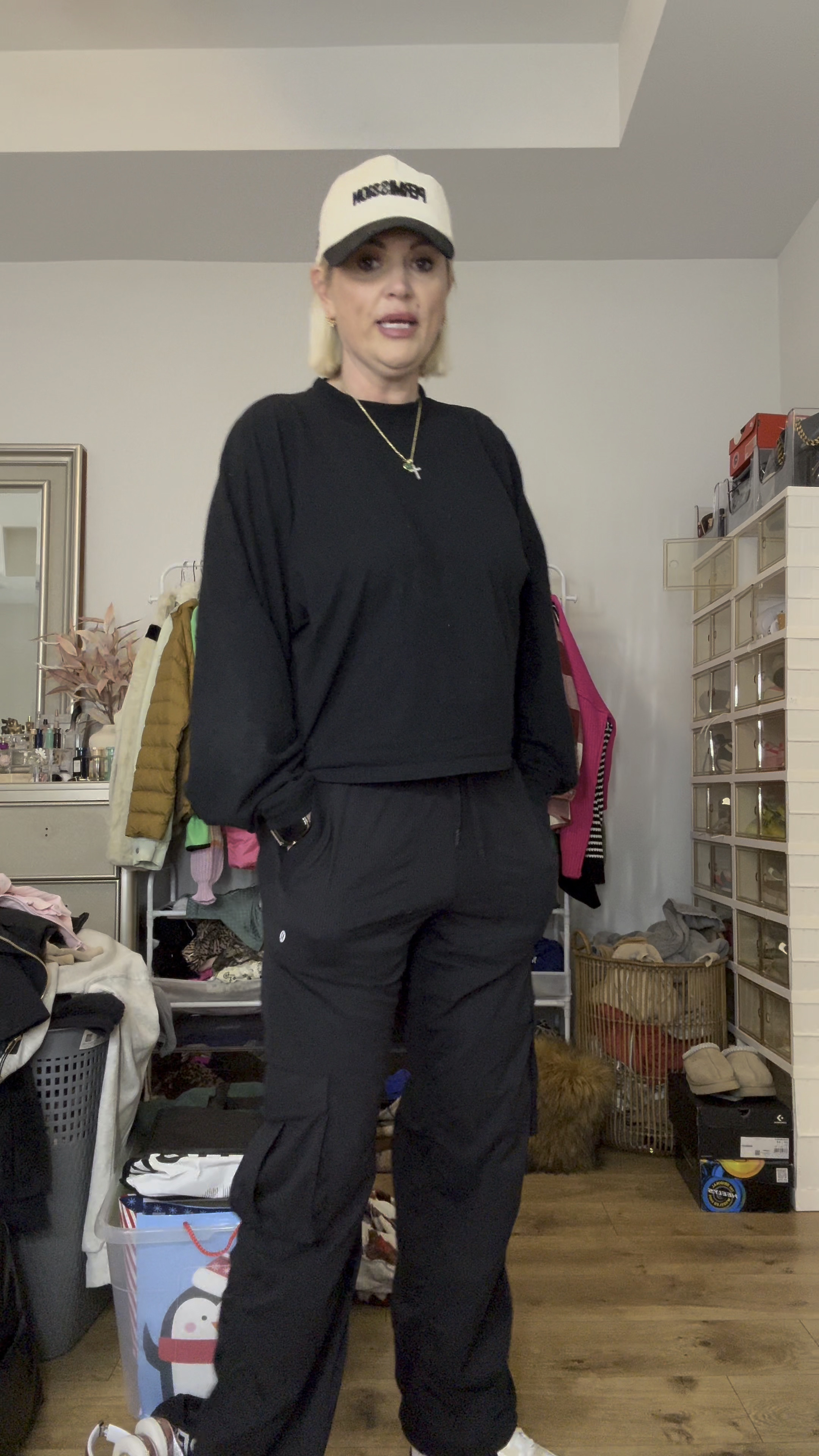 These Lululemon pants are so comfy! Dance studio // real life // relatable 