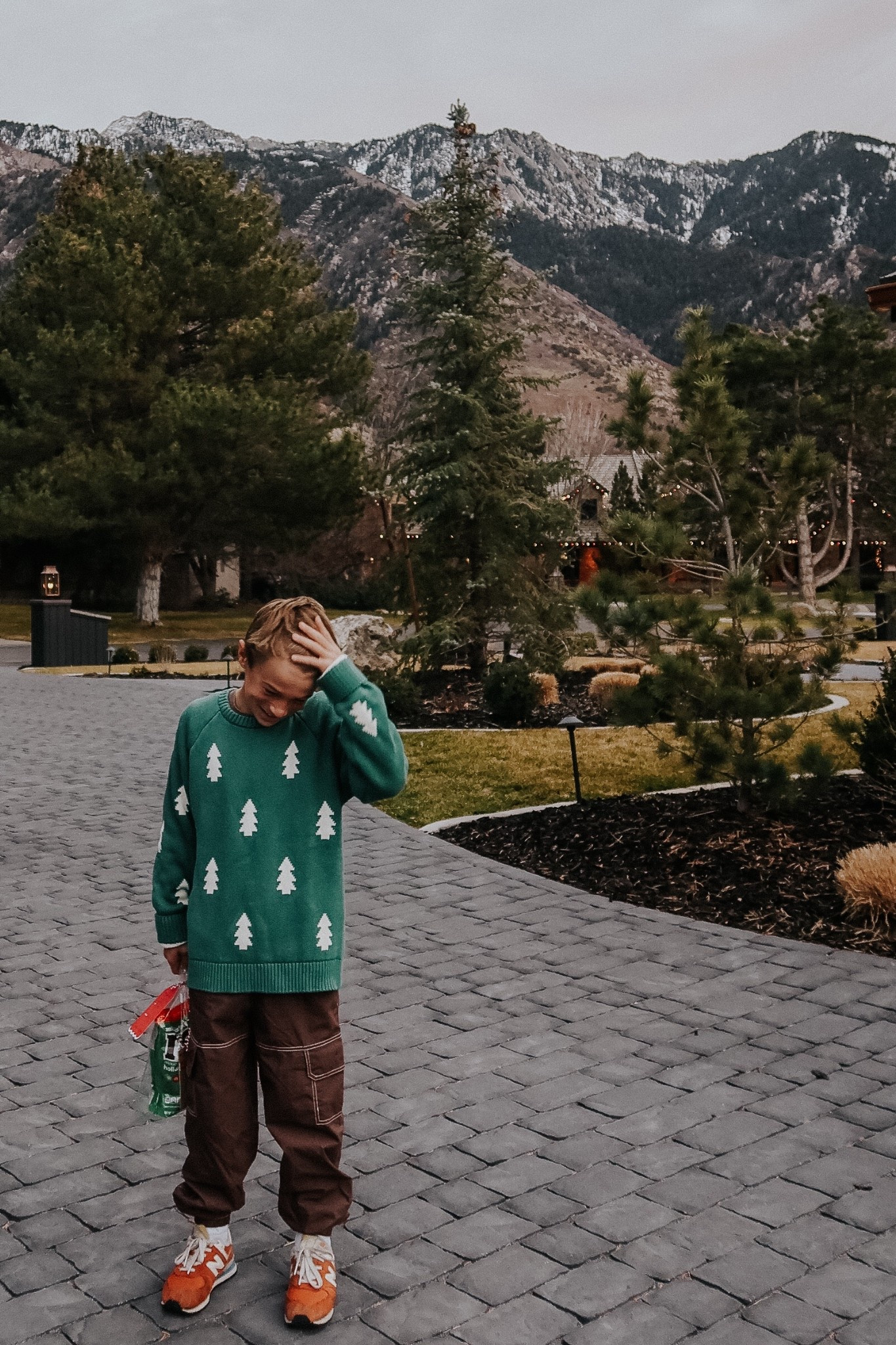 In size 10 (he is 9) 