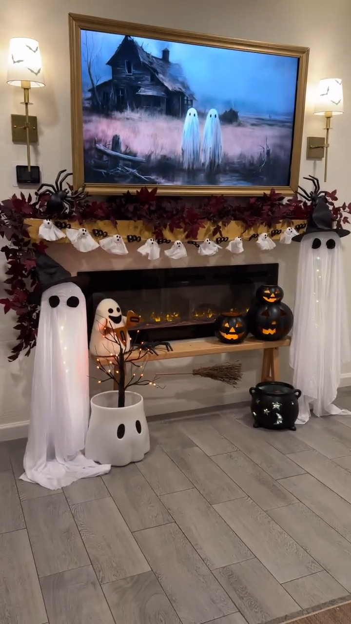 Happy October! 

#happyoctober #october #spookydecor #spookyszn🎃👻 #spookyseason #ghostdecor #octoberquotes #october31st #halloween #halloweendecorideas #halloweenmantle #halloweenfireplace #spookyhome #spookyhomedecor #scaryhalloween #cutehalloween