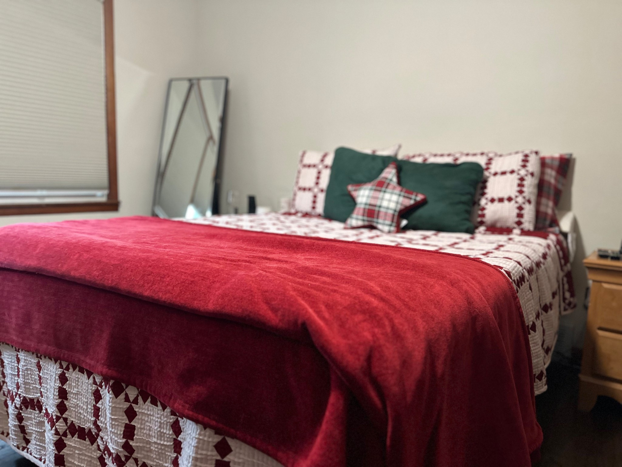 Dreaming of Christmas magic 🎄🎅🏼 this was one of my favorite bedding sets from last year! Be in the look out for this years 

#LTKCyberWeek #LTKHoliday #LTKHome