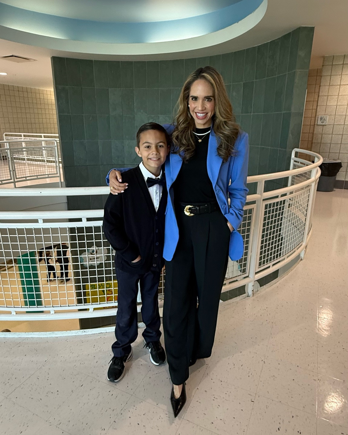 I got so many compliments on this blazer because the fit and quality are insane. 🙌🏼 People didn’t believe me when I said it’s from Walmart. It has actual real buttons on the sleeves, shoulder pads and the most stunning tailoring. Plus look at the chain hanging loop by the collar 🤩 So chic and so elevated!! 

What I wore for a day full of kids school events for the start of May “May-hem” 🥰

I’m wearing a small shirt, XS blazer and size 2 pants. 💗

#LTKmomlife #LTKdayinmylife #LTKWorkwear