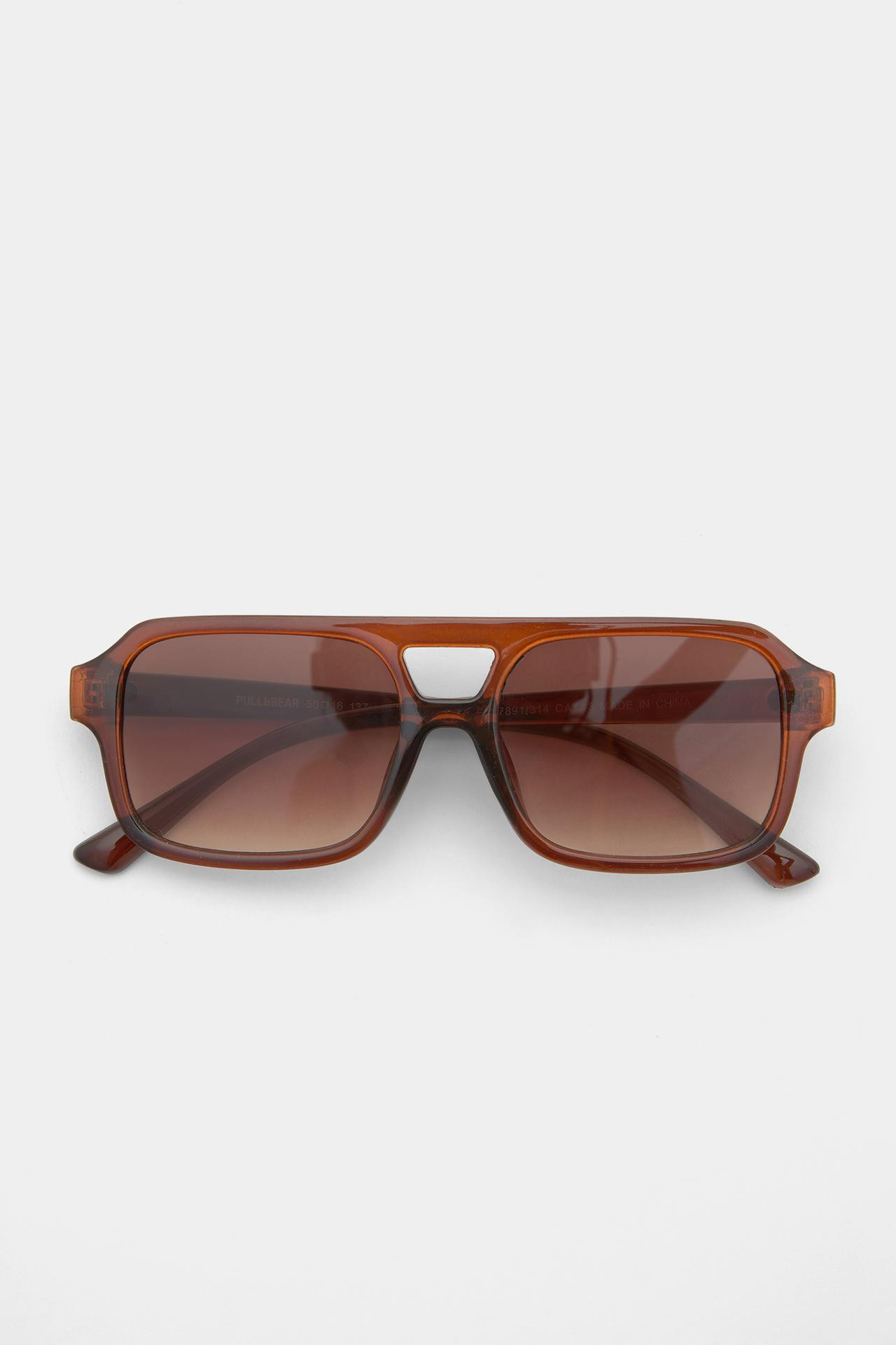 Resin aviator sunglasses | PULL and BEAR UK