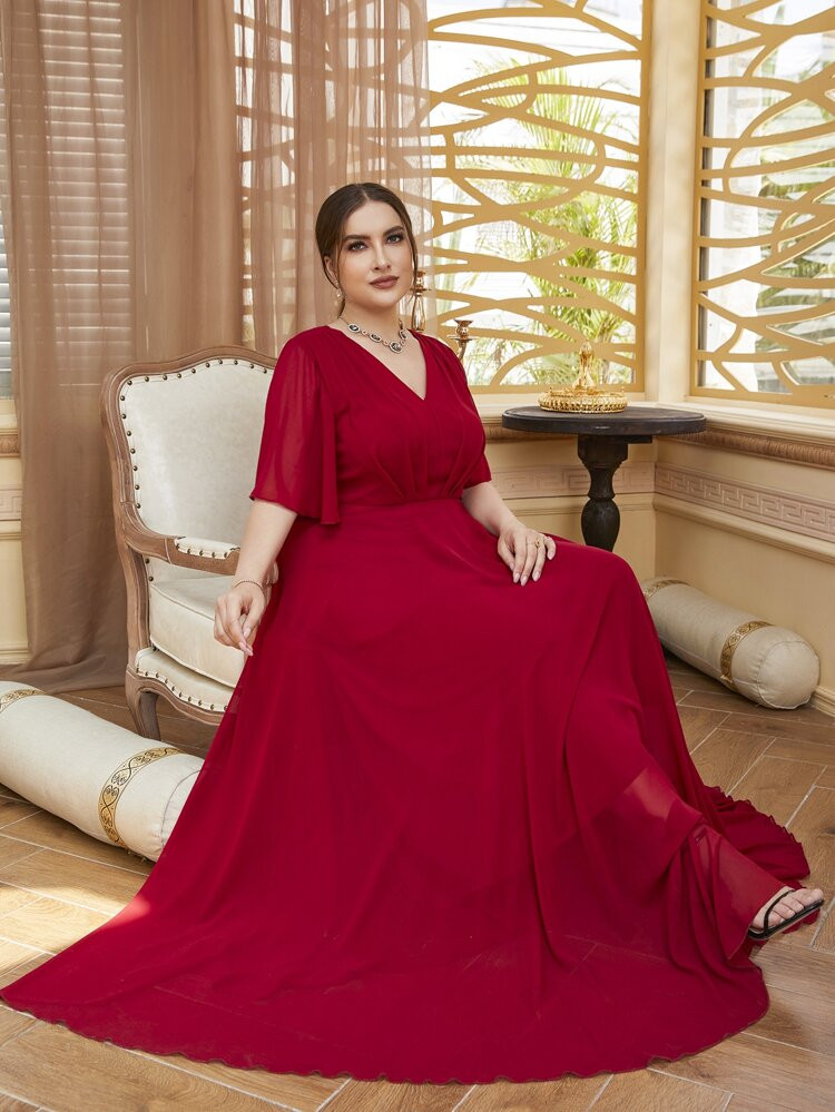 Plus Solid Plicated Butterfly Sleeve Belted Maxi Dress | SHEIN
