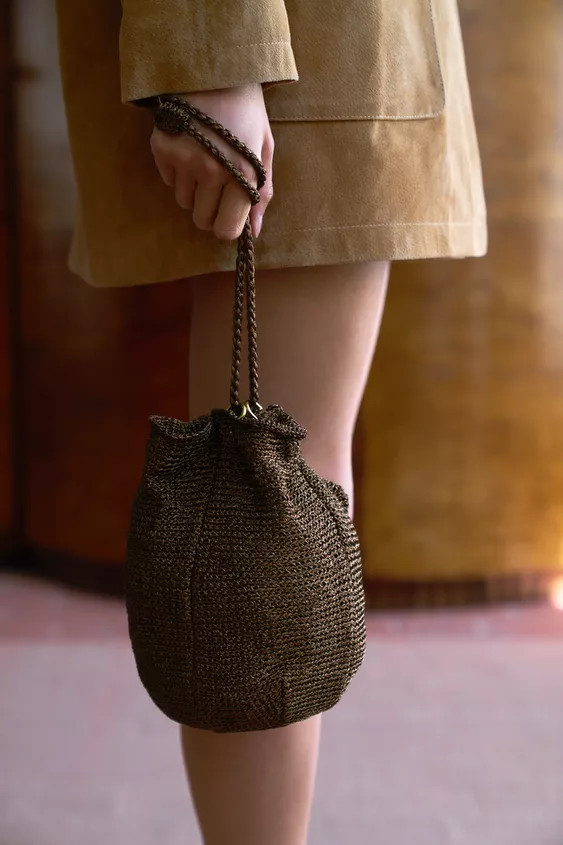 METALLIC WOVEN HANDBAG | Zara UK