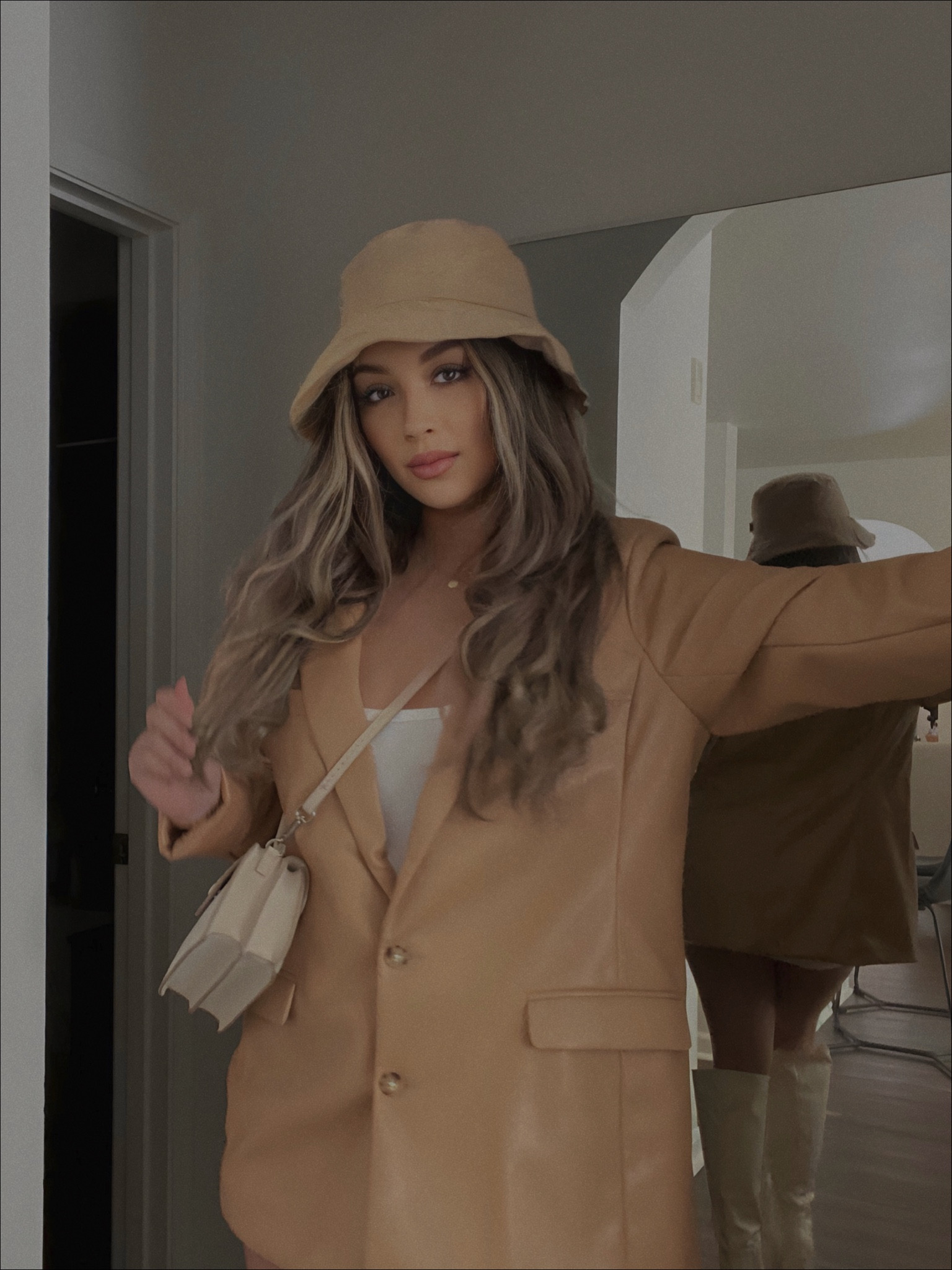 Faux Leather Blazer OOTD

The original items are no longer available but linking similar options for this look ◡̈

#blazer #blazeroutfit #blazerstyle #springstyle #springfashion #blazerfashion #abercrombie #abecrombiestyle #zarahat #mangobag #handmshoes 

#LTKsalealert #LTKFind #LTKstyletip