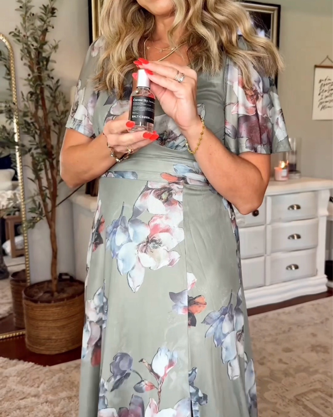 Favorite new perfume that smells warm enough for date night but light enough for every day. Whispers of pear and bergamot mixed with coconut and vanilla

Use code JACKIEMARIECARR15 to save!

#LTKOver40 #LTKBeauty #LTKWedding